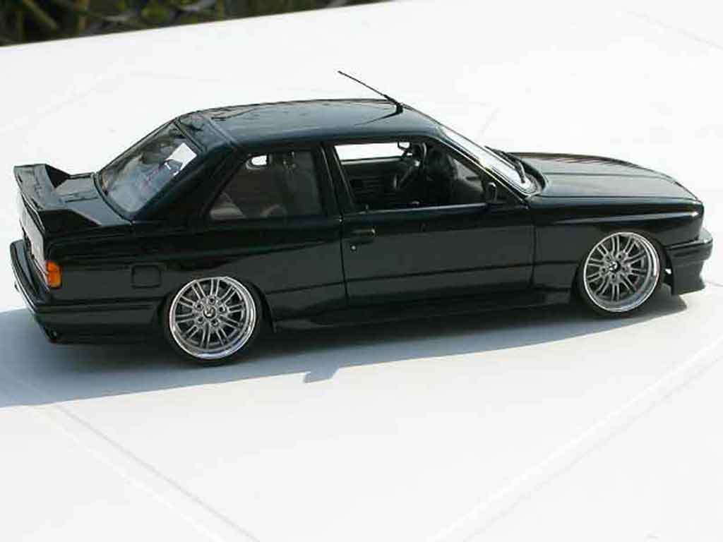 Bmw M3 coupe E30 zwart jantes e46 a deport 1/18 Kyosho