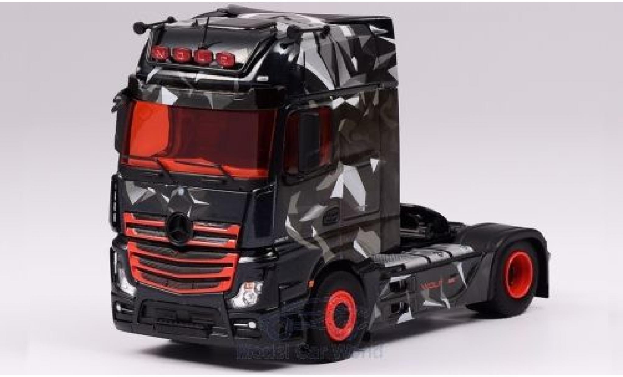 Mercedes Actros 1/43 Eligor 2 1863 Gigaspace zwart/Dekor Wolf modelauto