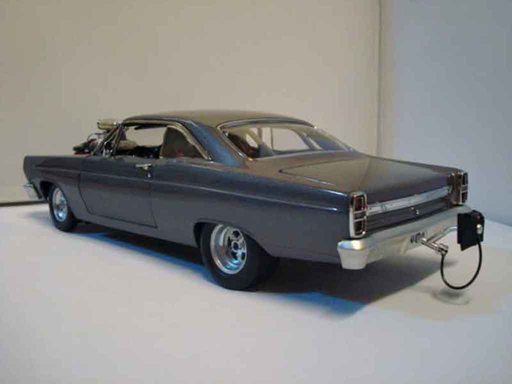 Ford Fairlane Berline 427 street machine beperkt edition nr 817 von 1250 1/18 GMP