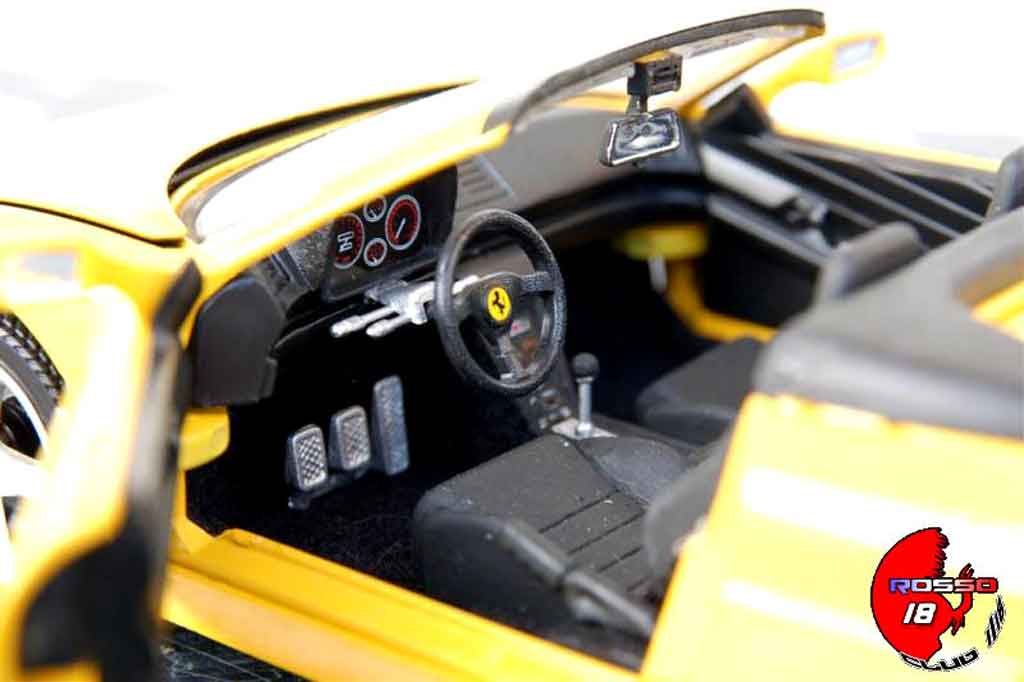 Ferrari 348 Spider geel 1/18 Mira