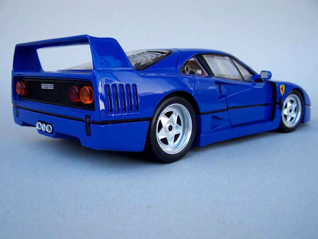 Ferrari F40 1/18 Burago stradale blauw rfr sport modelauto
