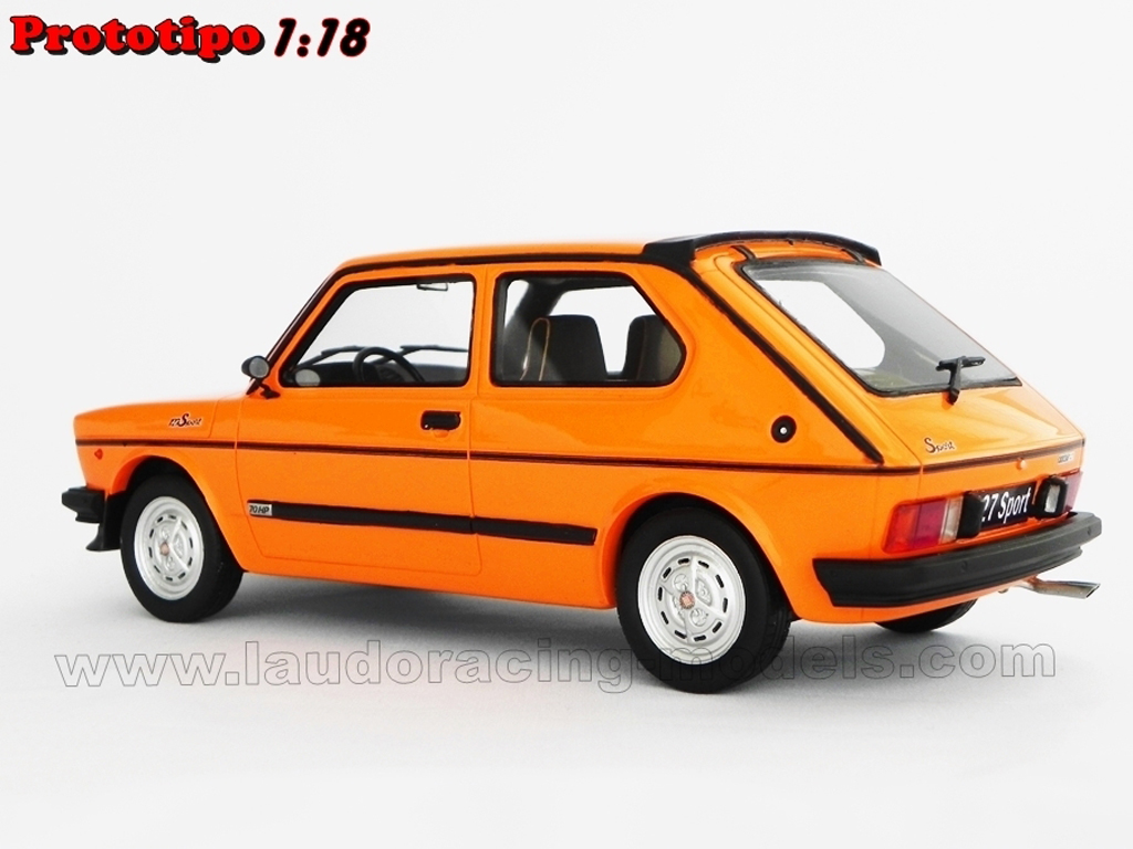 Fiat 127 Sport 70 HP LM090B oranje 1/18 Laudoracing Models