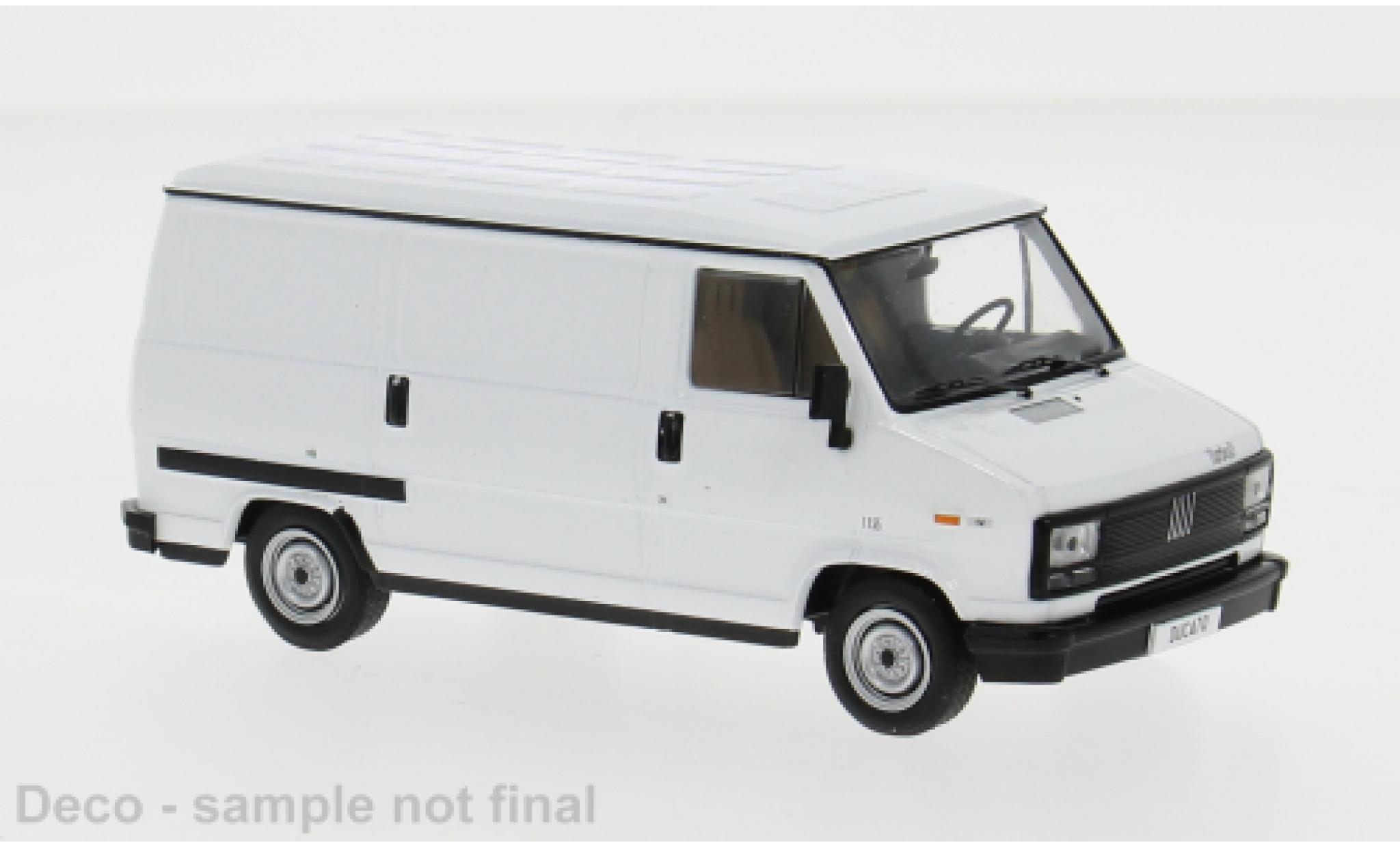 Fiat Ducato 1/43 IXO wit 1:43 modelauto