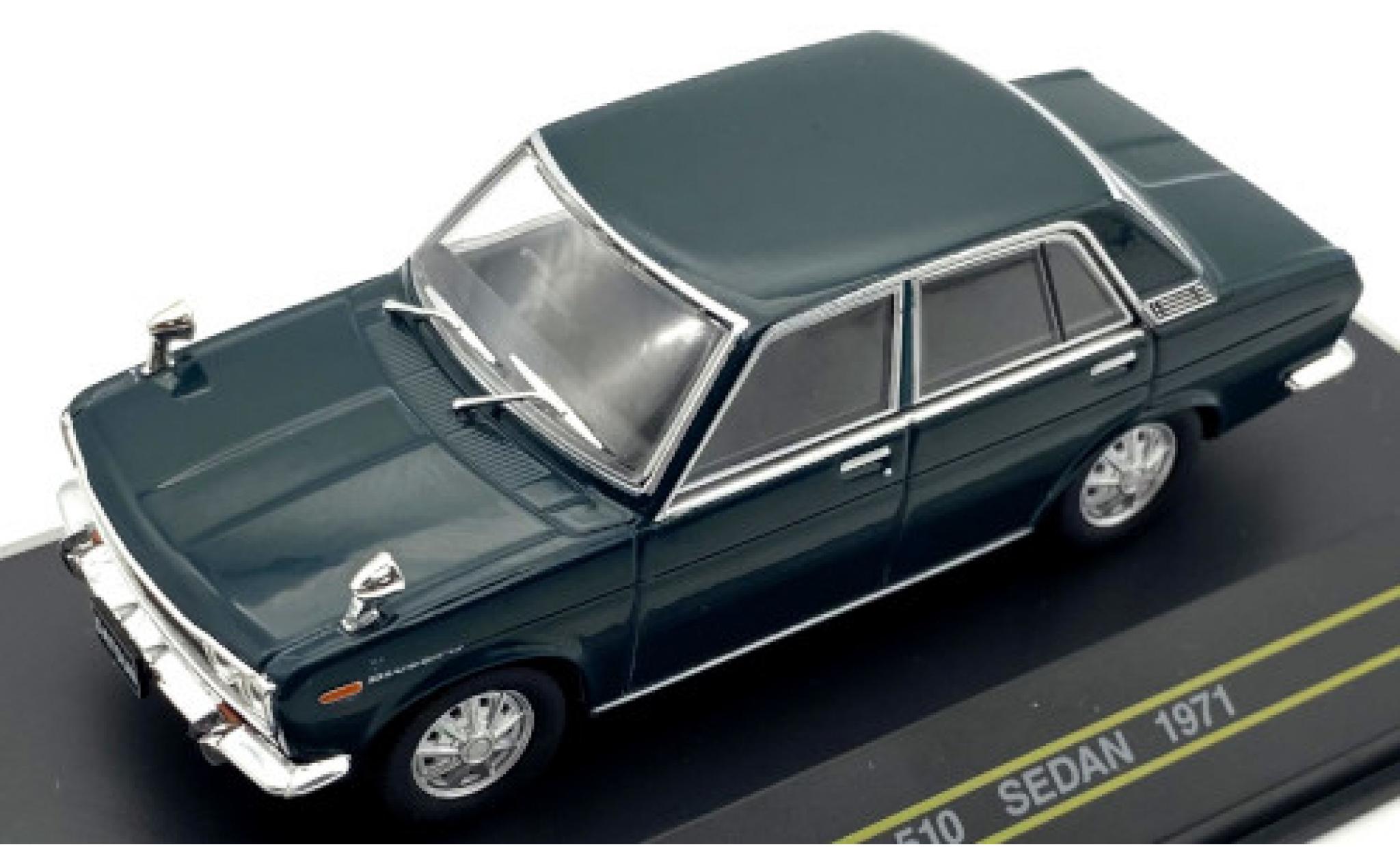 Datsun 510 1/43 First 43 Models Sedan groen RHD 1971 modelauto