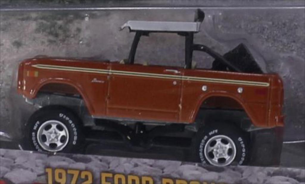 Ford Bronco 1/64 Greenlight Baja kupfer/matt-zwart 1972 modelauto
