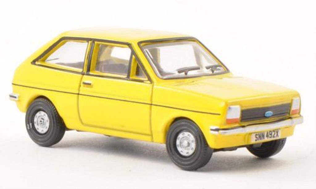 Ford Fiesta 1/76 Oxford MkI geel modelauto