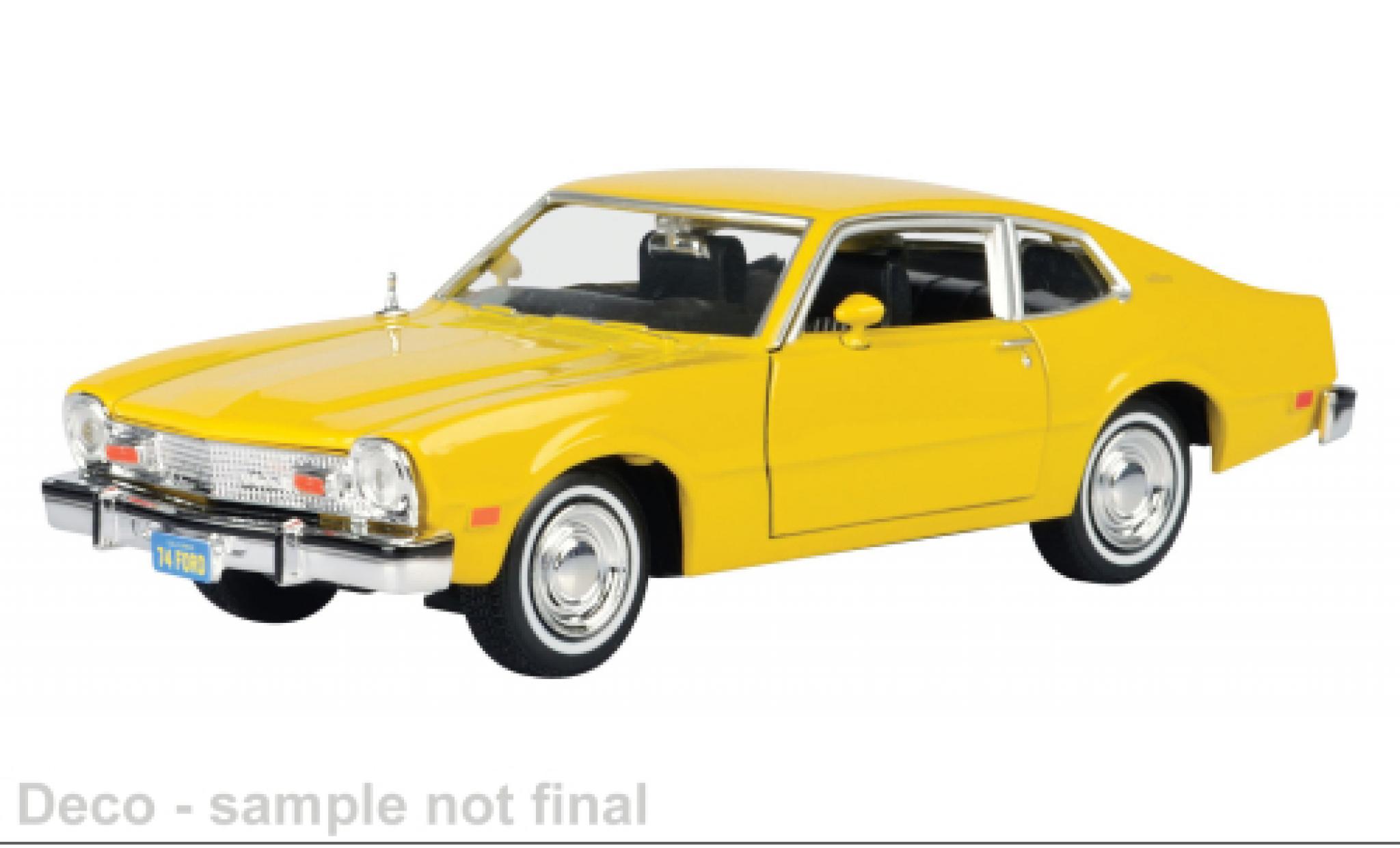 Ford Maverick 1/24 Motormax geel 1974 1:24 modelauto