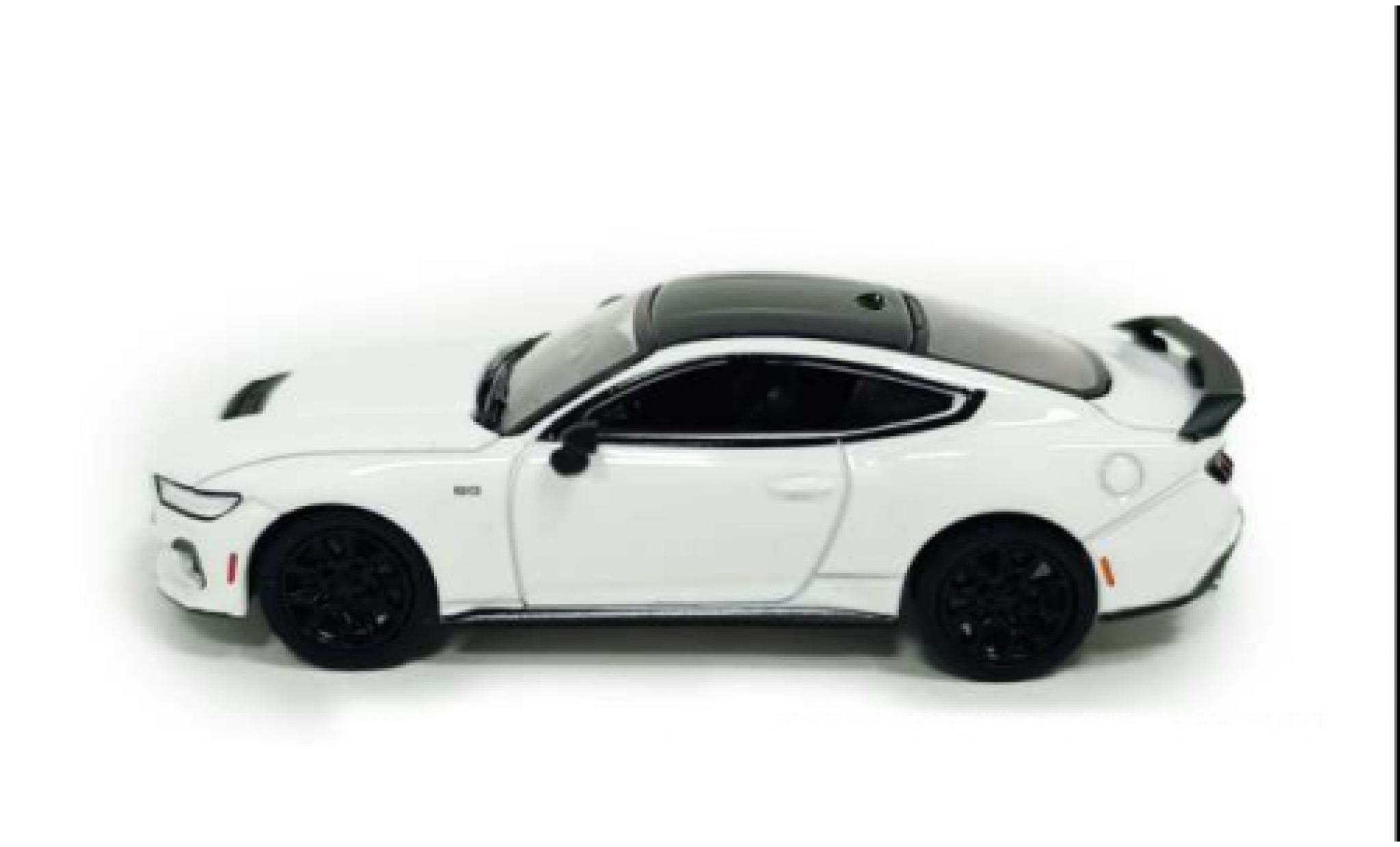 Ford Mustang 1/64 Greenlight wit 2024 1:64 modelauto