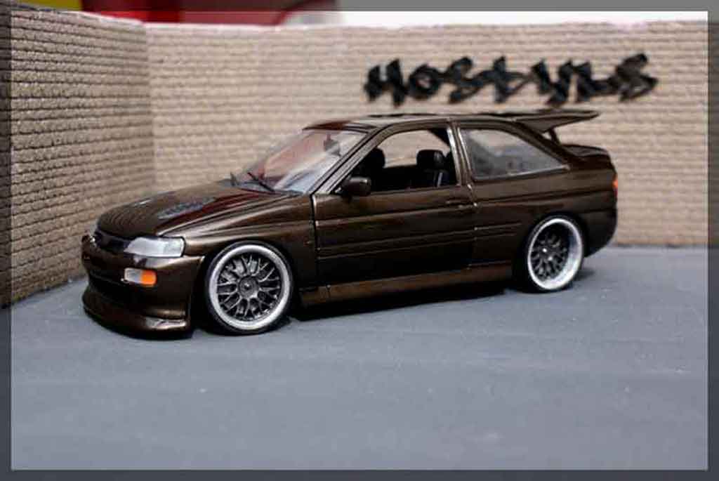 Ford Escort Cosworth 1/18 Ut Models Cosworth darkgolden jantes gt1 modelauto
