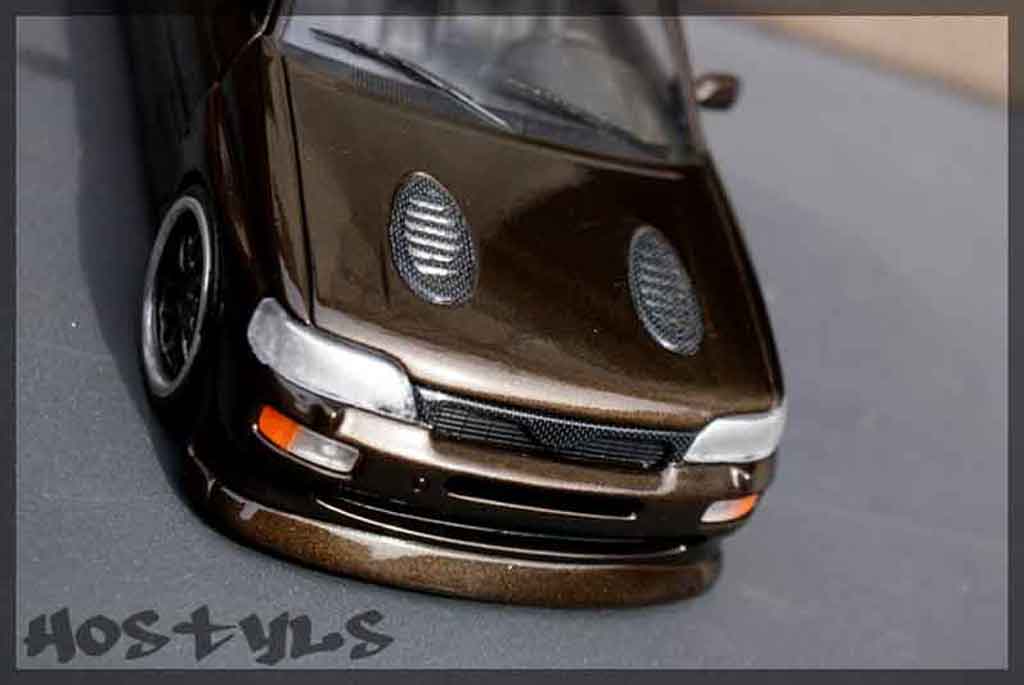 Ford Escort Cosworth darkgolden jantes gt1 1/18 Ut Models