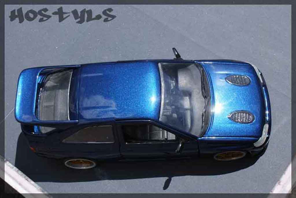 Ford Escort Cosworth serie limite miki biasion 1/18 Ut Models