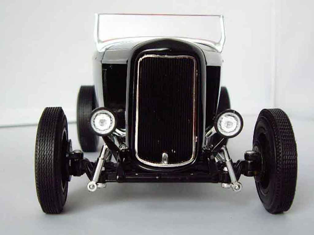 Ford 1932 Hot Rod roadster 1/18 Hot Wheels