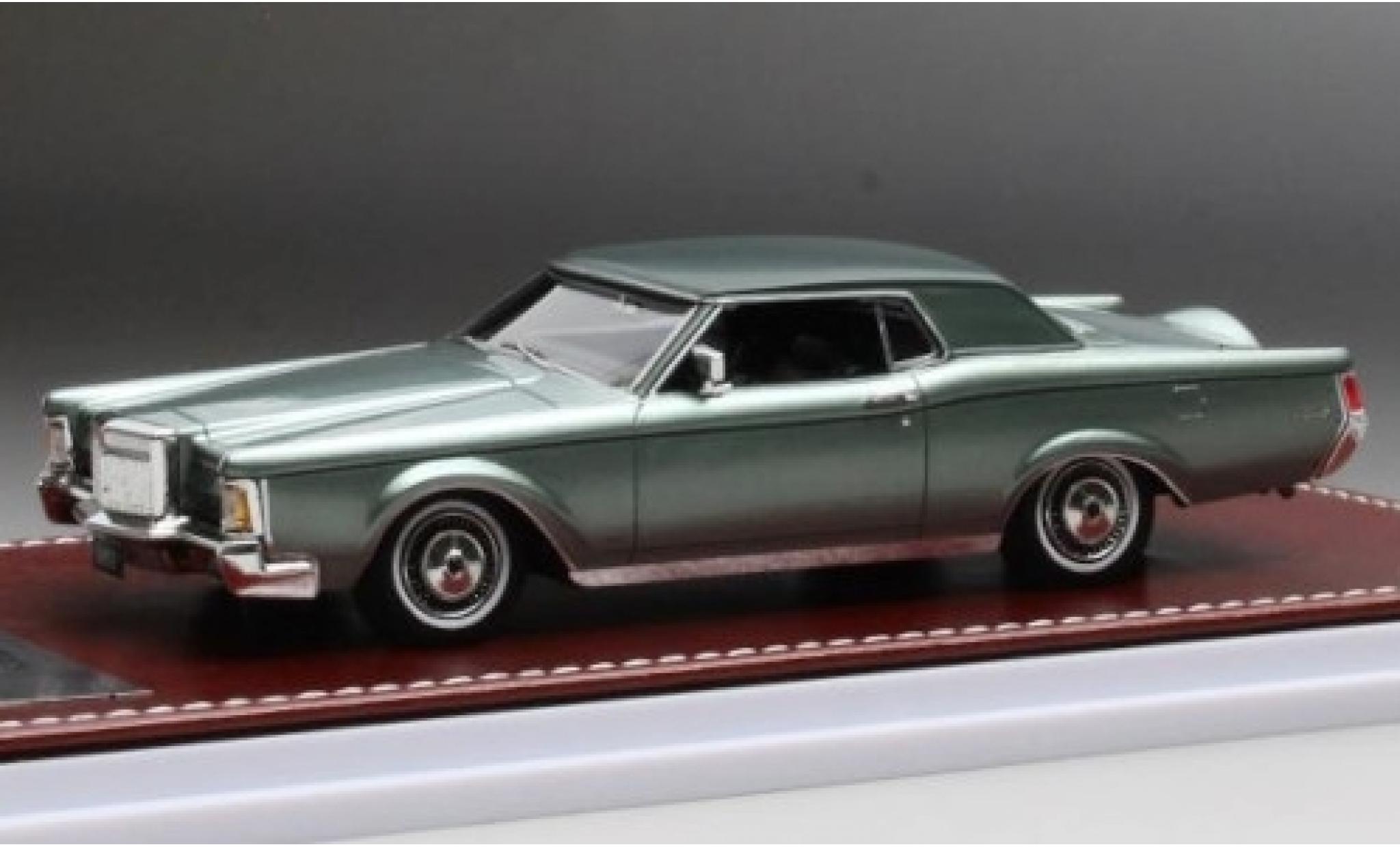 Lincoln Mark 1/43 GIM   Great Iconic Models III metallic groen/matt-groen 1971 modelauto