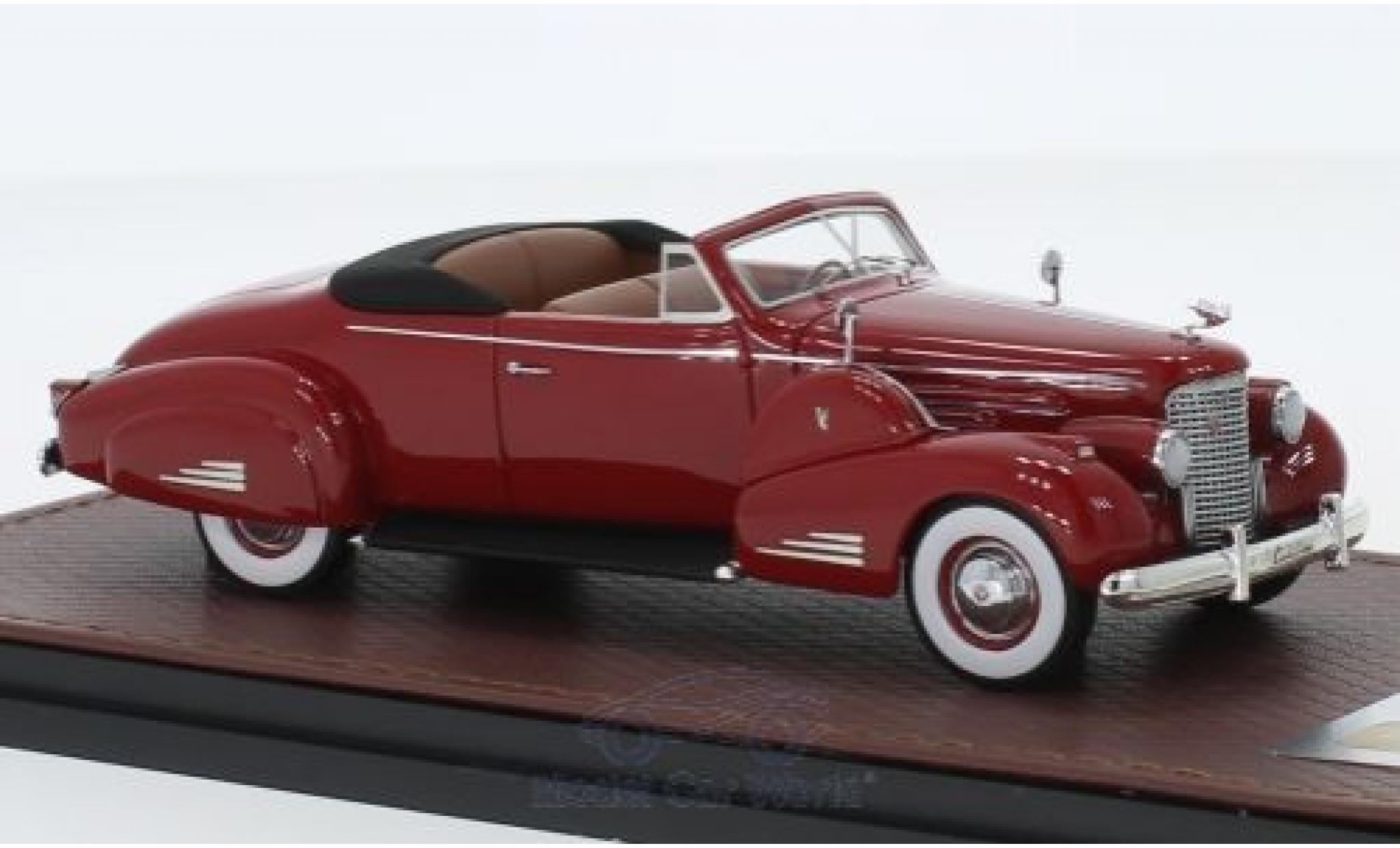 Cadillac V16 1/43 GLM Cabriolet Coupe rood 1938 modelauto