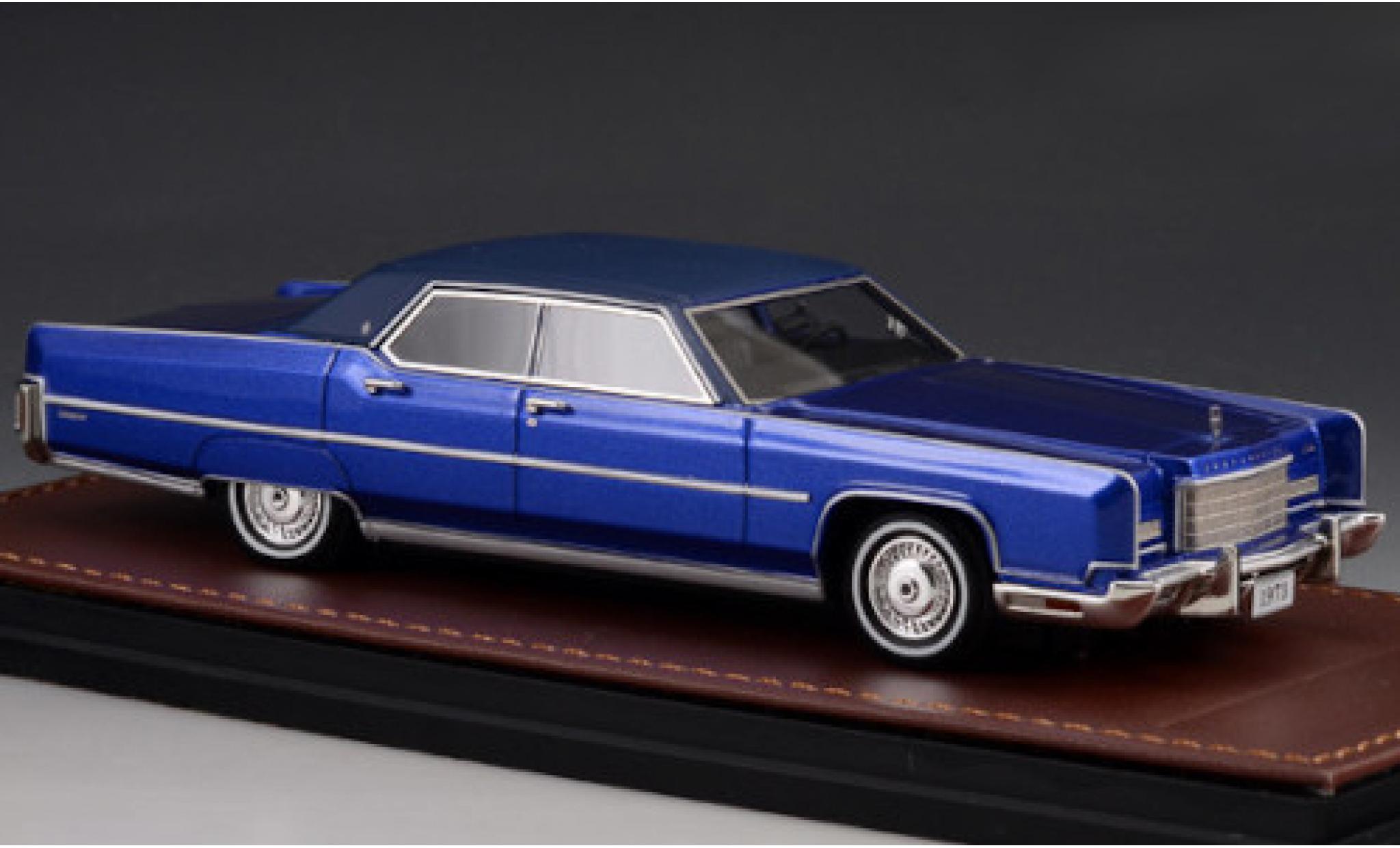 Lincoln Continental 1/43 GLM Town Car metallic blauw/matt-blauw 1973 modelauto
