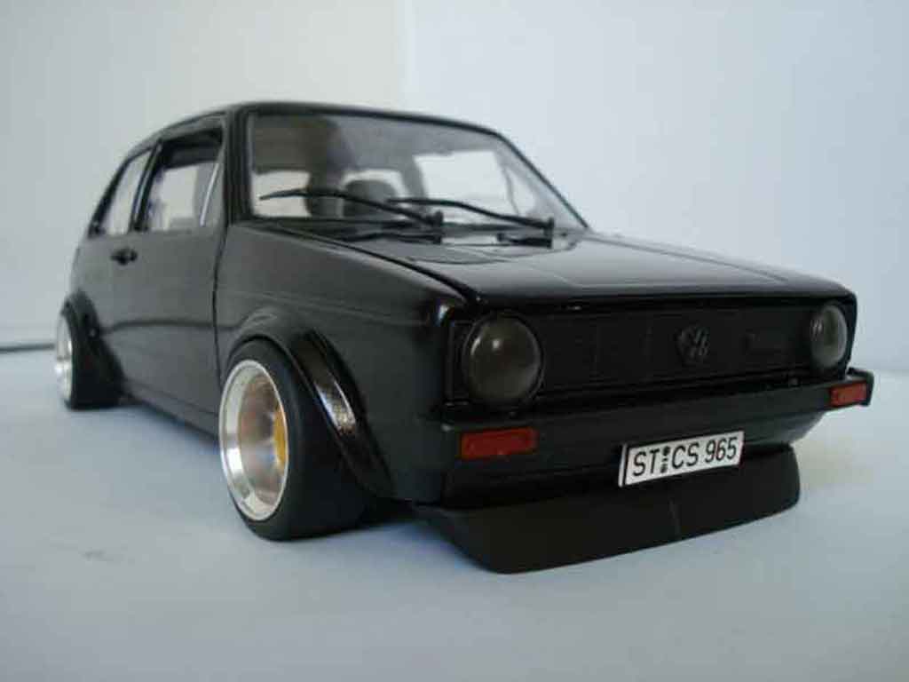 Volkswagen Golf GTI German Look jantes bords larges 1/18 Solido