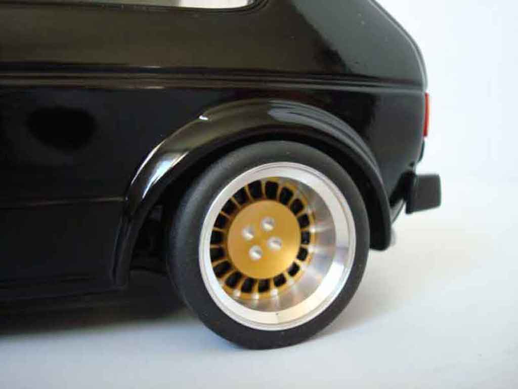 Volkswagen Golf GTI German Look jantes bords larges 1/18 Solido