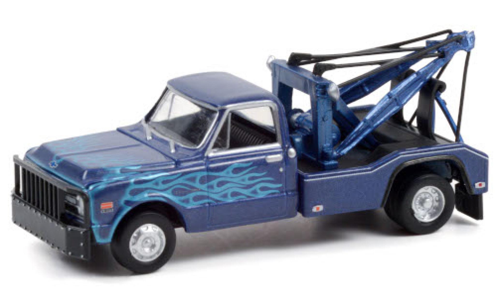 Chevrolet C-30 1/64 Greenlight Dually Wrecker metallic blauw/Dekor 1969 modelauto