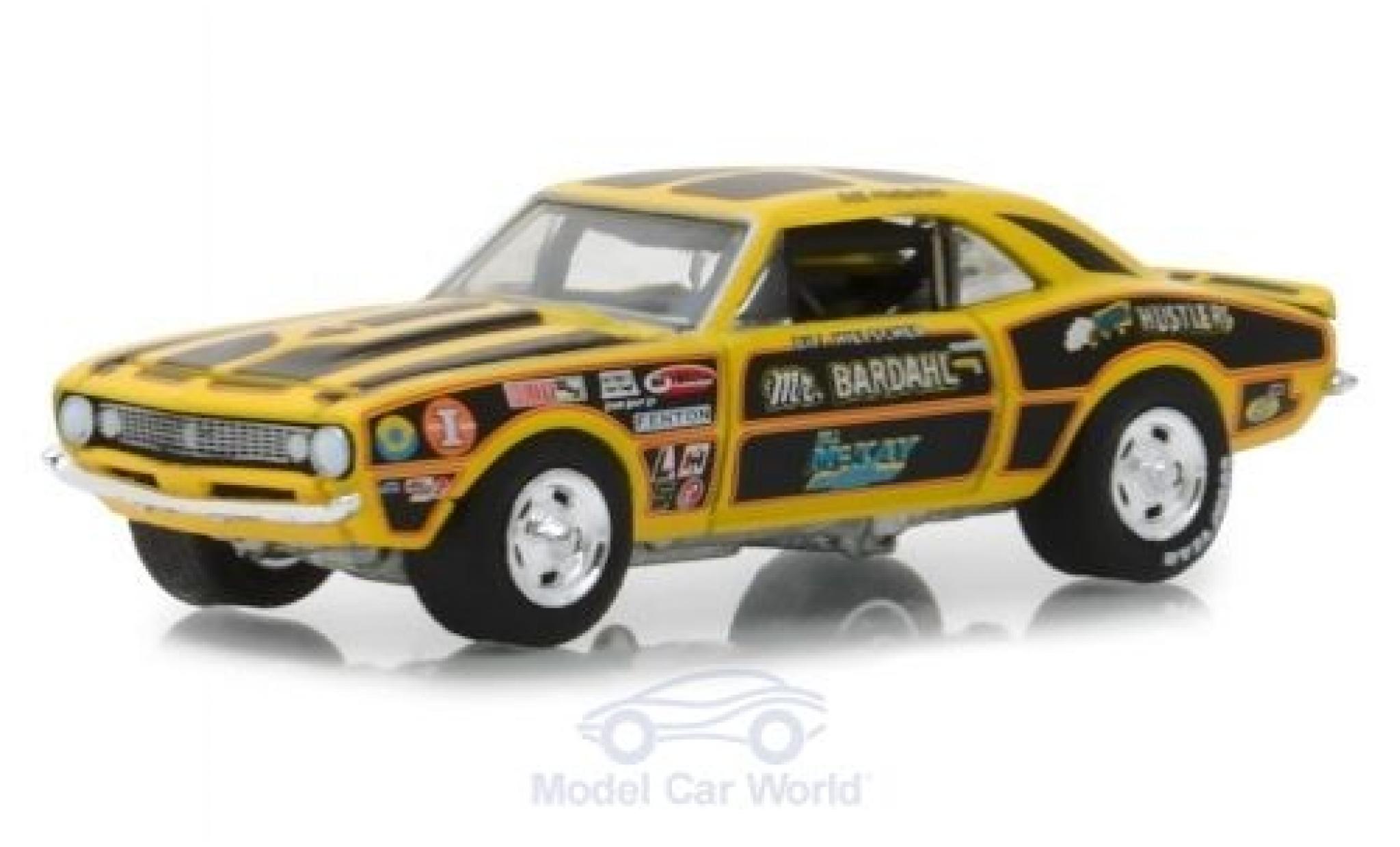 Chevrolet Camaro 1/64 Greenlight 1967 Mr.Bardahl modelauto