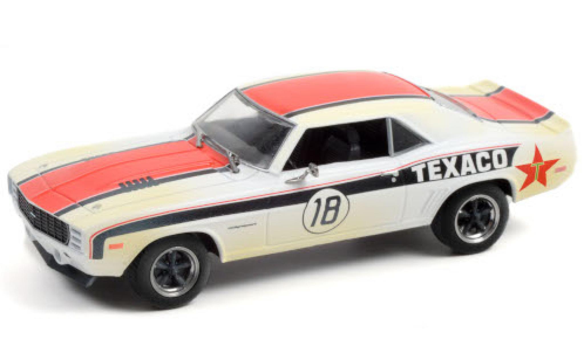 Chevrolet Camaro 1/43 Greenlight RS No.18 Texaco 1969 avec Einsatzspuren modelauto
