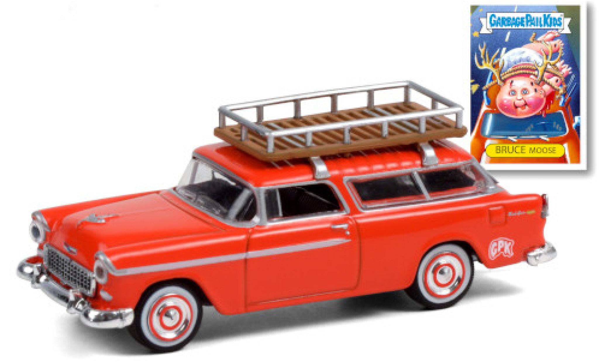Chevrolet Nomad 1/64 Greenlight oranje GPK - Garbage Pail Kids 1955 mit Dachgep&auml;cktr&auml;ger modelauto