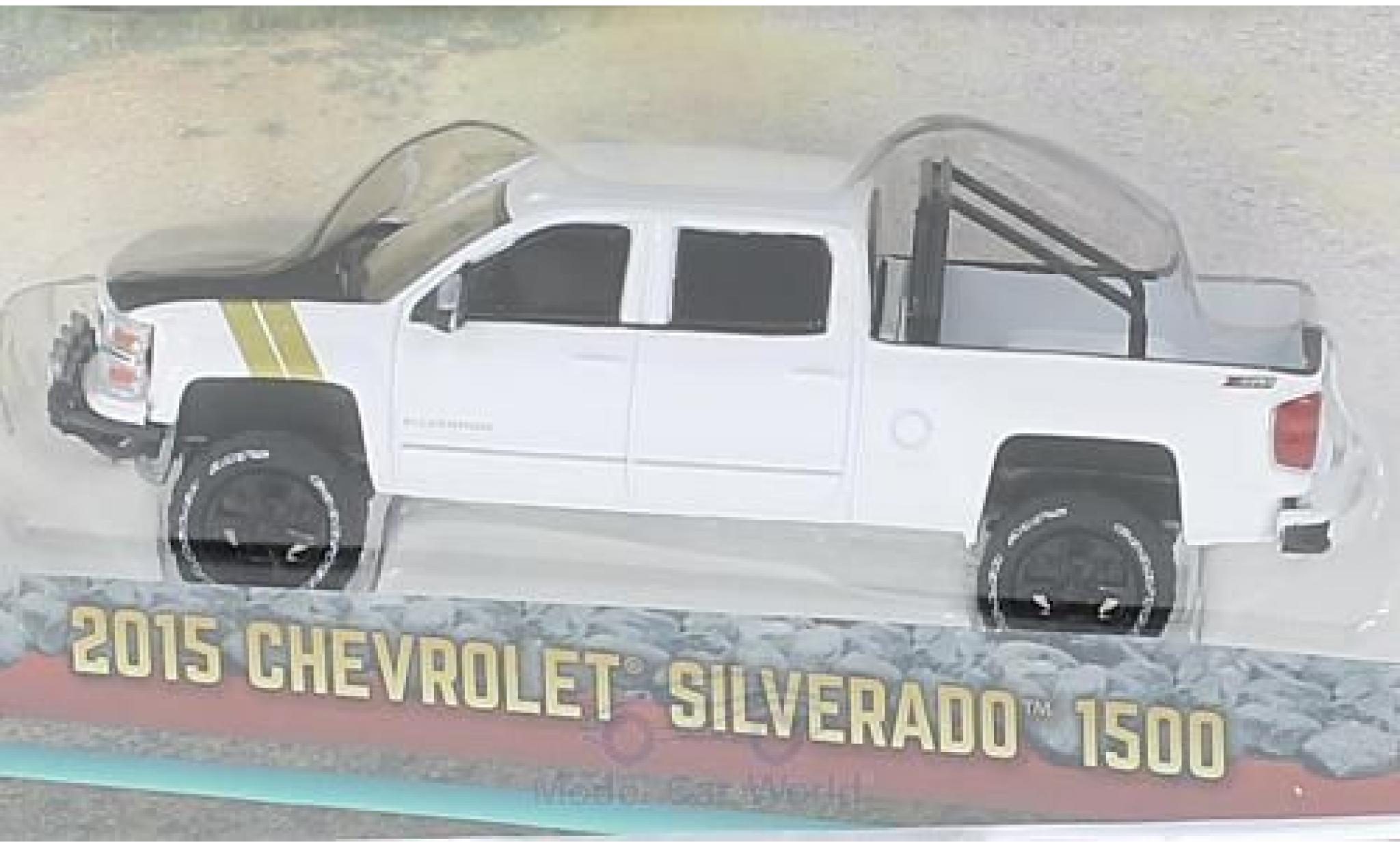 Chevrolet Silverado 1/64 Greenlight 1500 wit/zwart 2015 modelauto