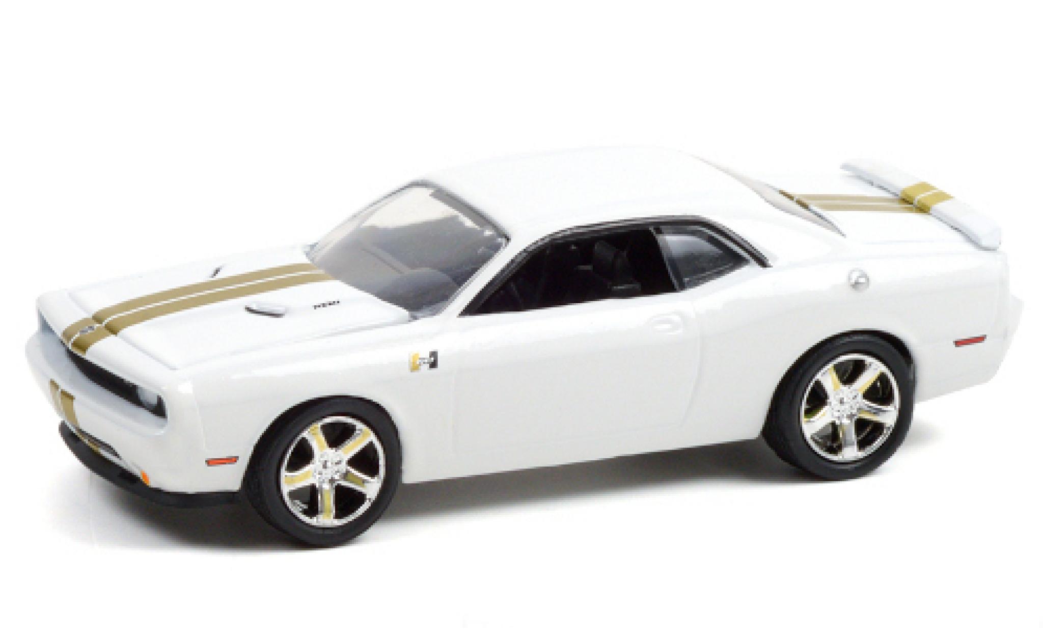 Dodge Challenger 1/64 Greenlight RT wit/Dekor Hurst Performance 2009 modelauto