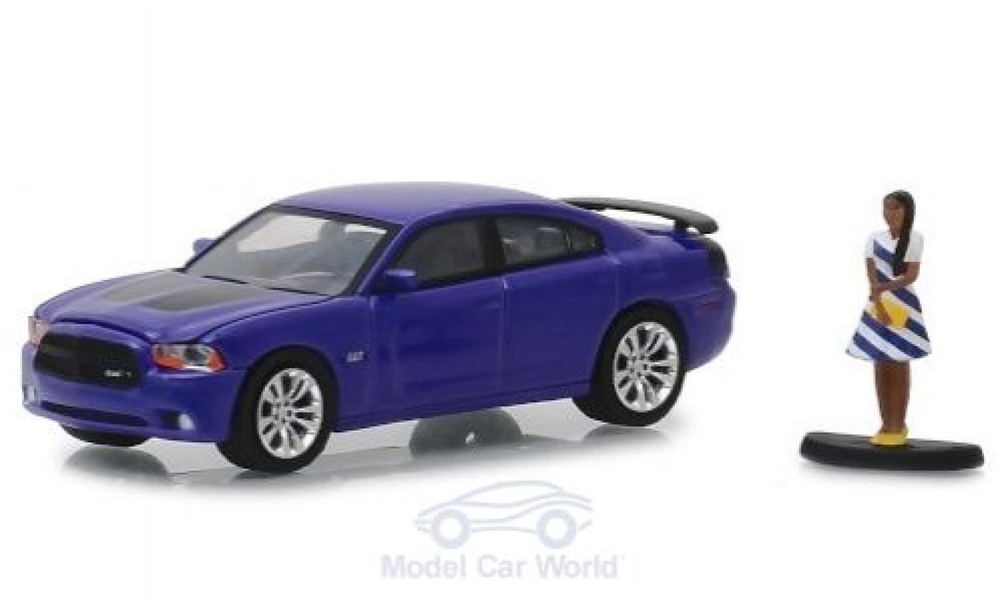 Dodge Charger 1/64 Greenlight Super Bee paarsee 2013 mit Figur modelauto