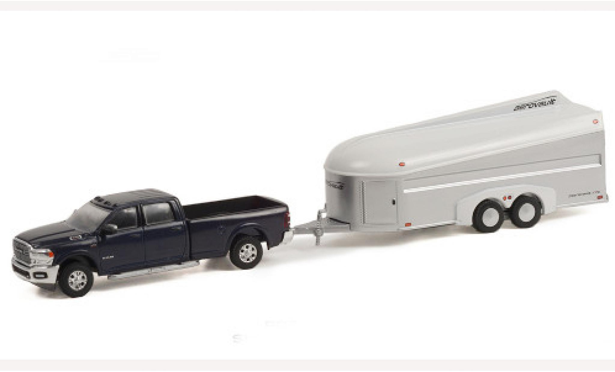 Dodge RAM 1/64 Greenlight 3500 Laramie Crew Cab grijs 2021 mit Aerovault MK II Trailer modelauto