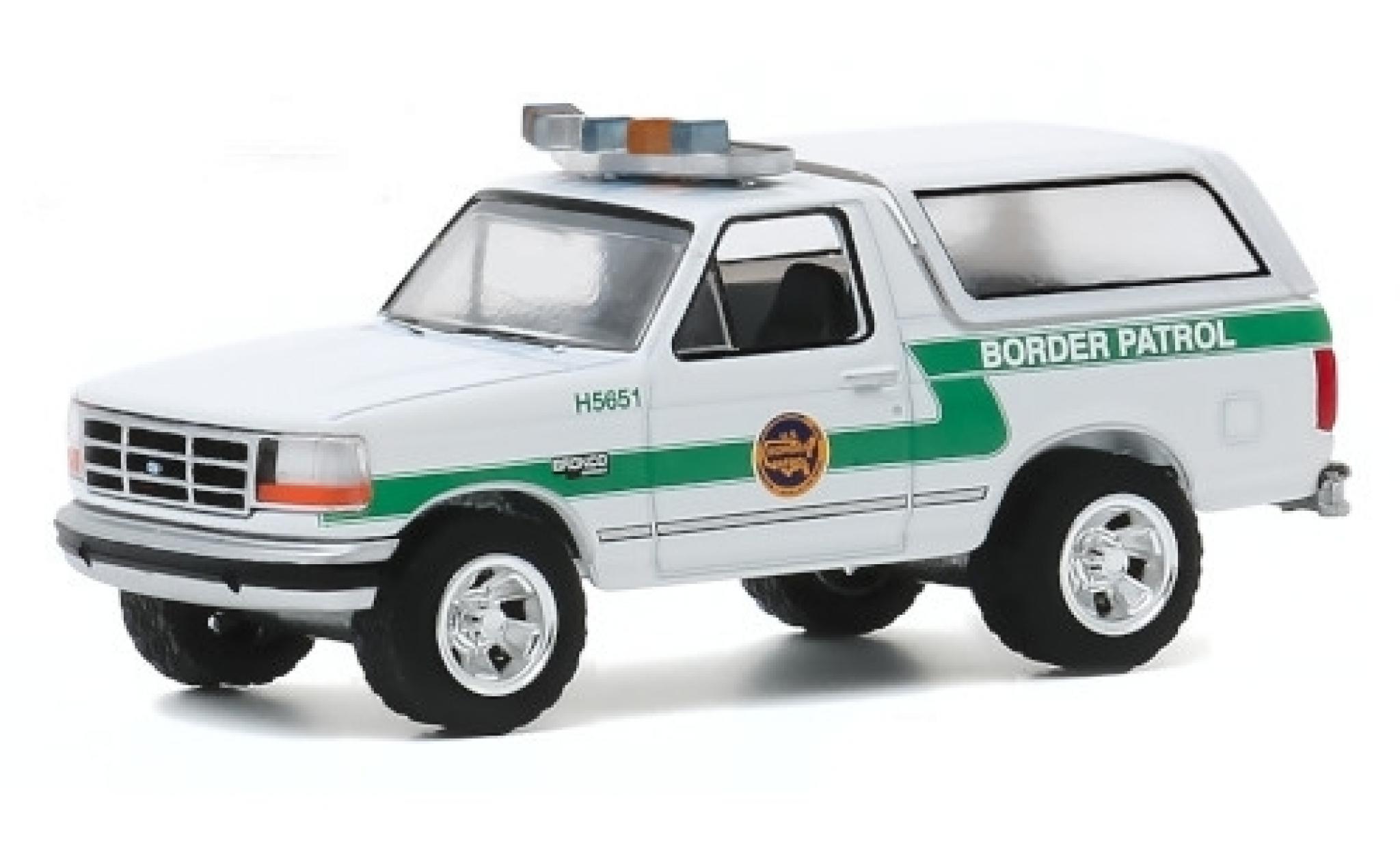 Ford Bronco 1/64 Greenlight U.S. Customs and Border Proodection 1993 Border Patrol modelauto