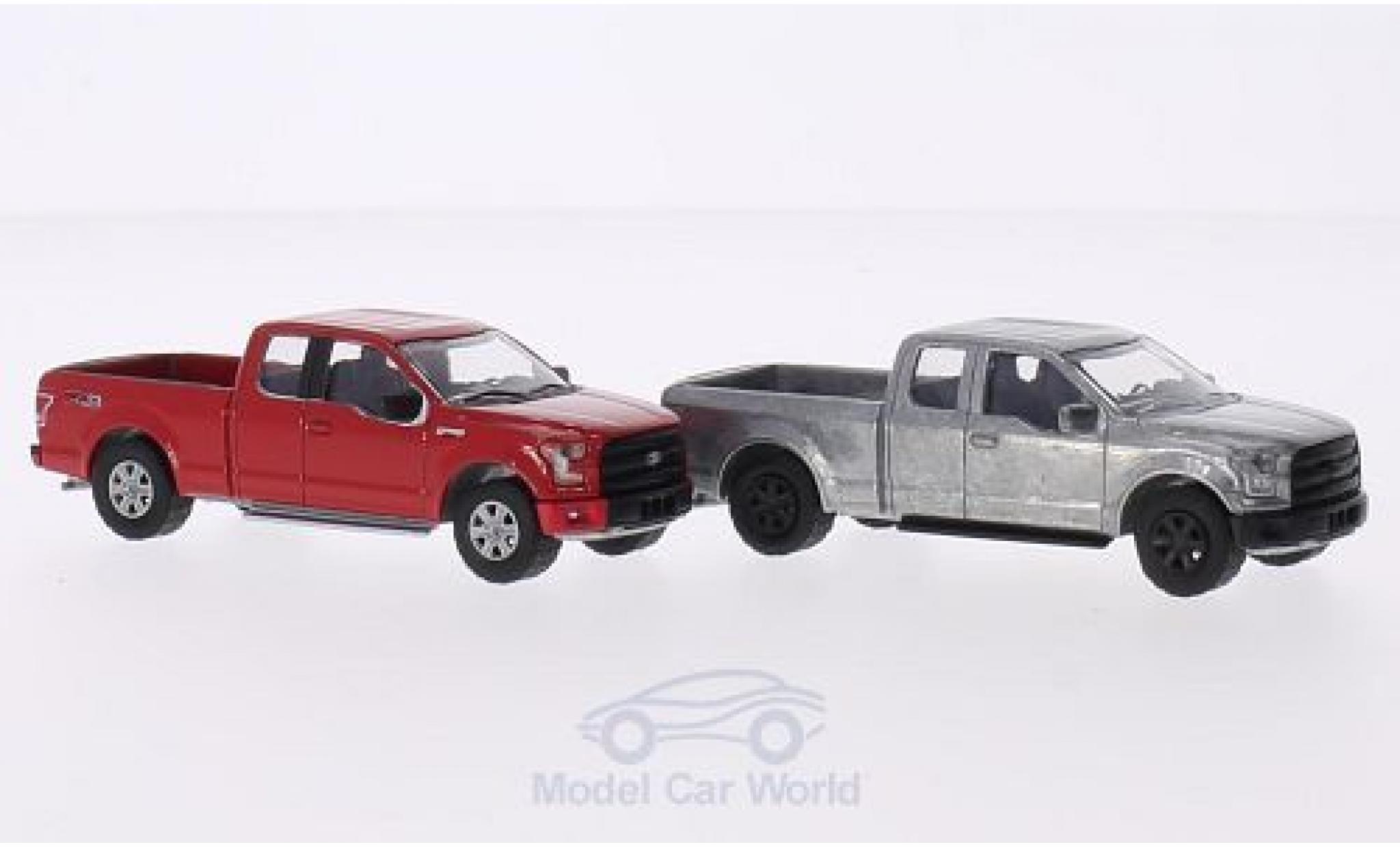 Ford F-1 1/64 Greenlight 50 XLT 2014 2er-Set in PC-Box je 1x rood und 1x unlackiert FirstCut modelauto