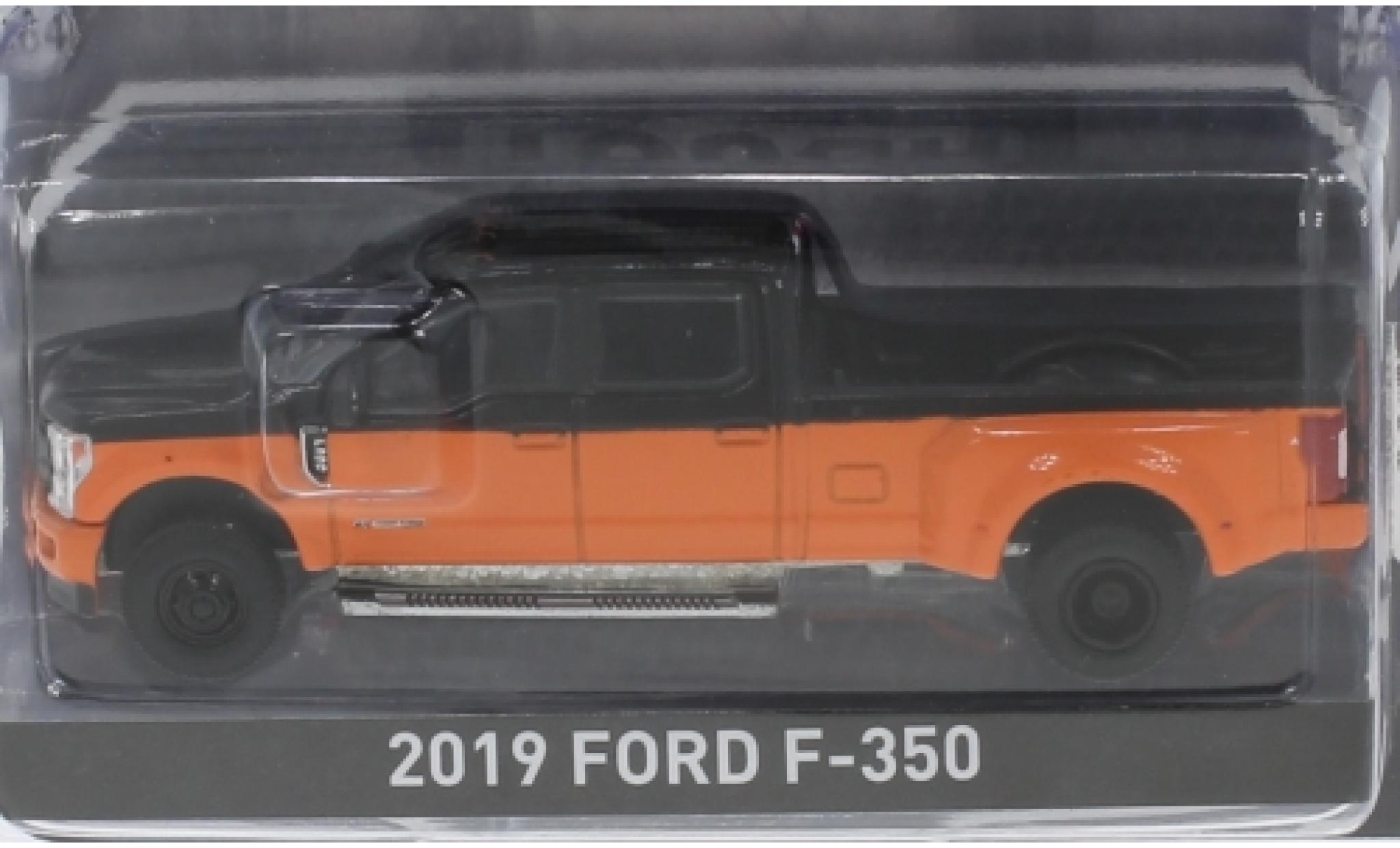 Ford F-350 1/64 Greenlight oranje/zwart 2019 modelauto