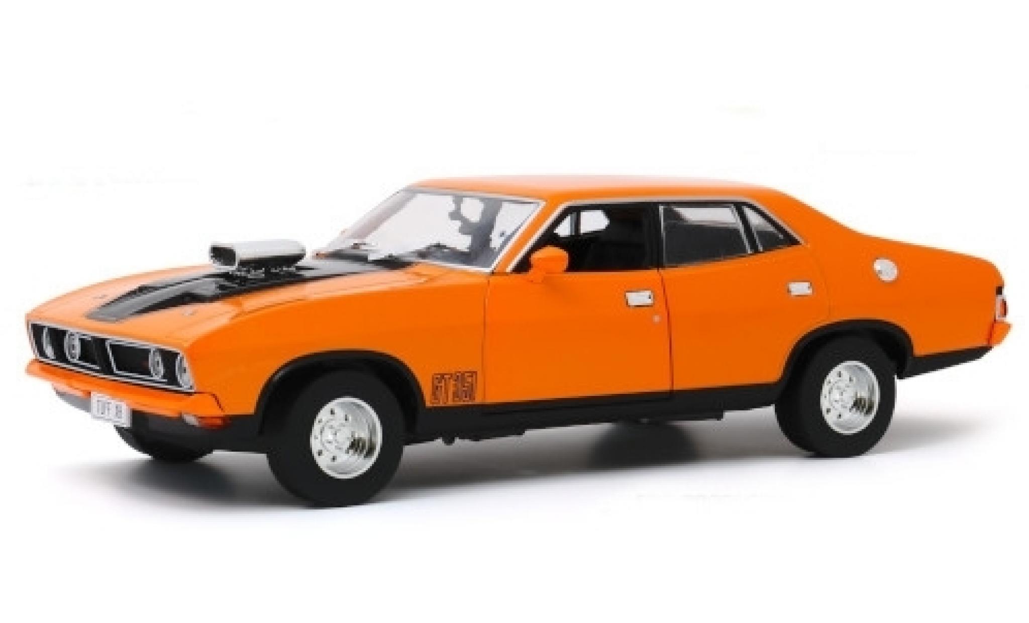 Ford Falcon 1/18 Greenlight XB GT351 4-Door Sedan oranje/zwart RHD 1974 modelauto