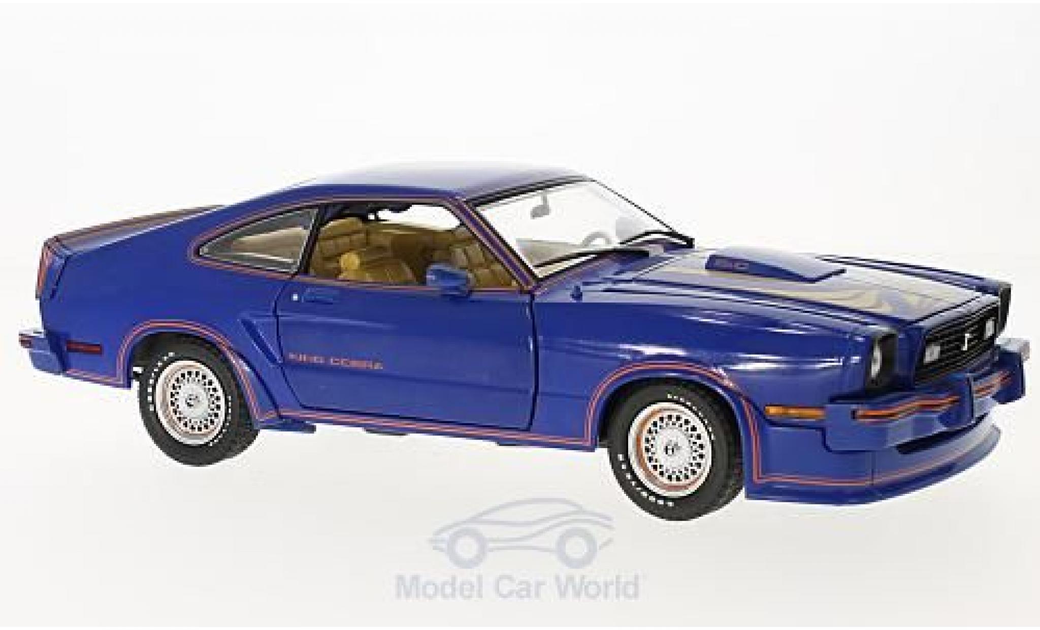 Ford Mustang 1/18 Greenlight II blauw Film King Cobra 1978 modelauto