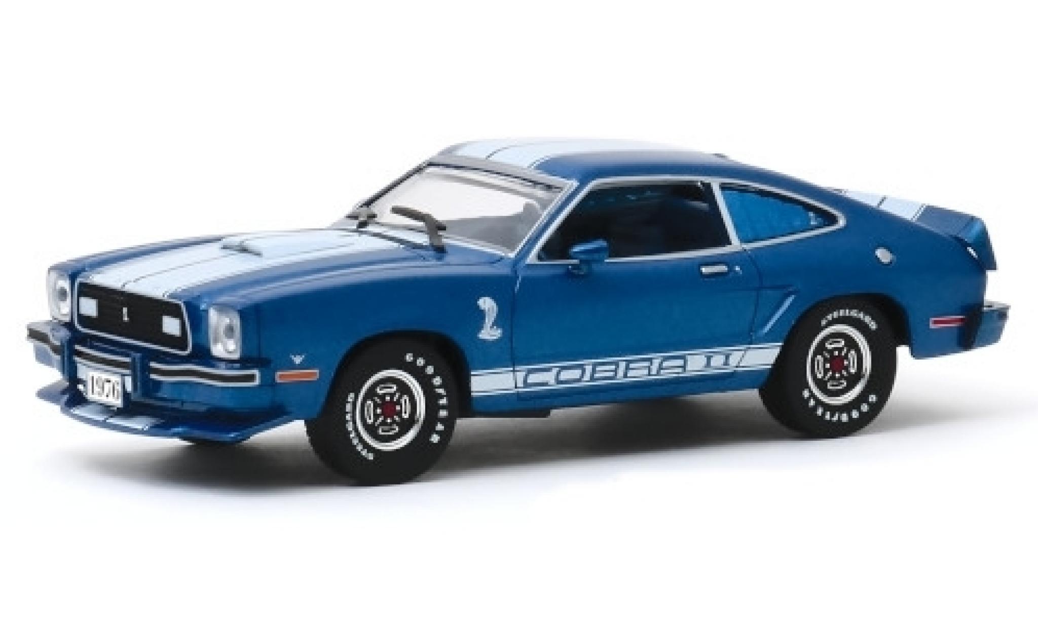 Ford Mustang 1/43 Greenlight II Cobra II metallic blauw/wit 1976 modelauto