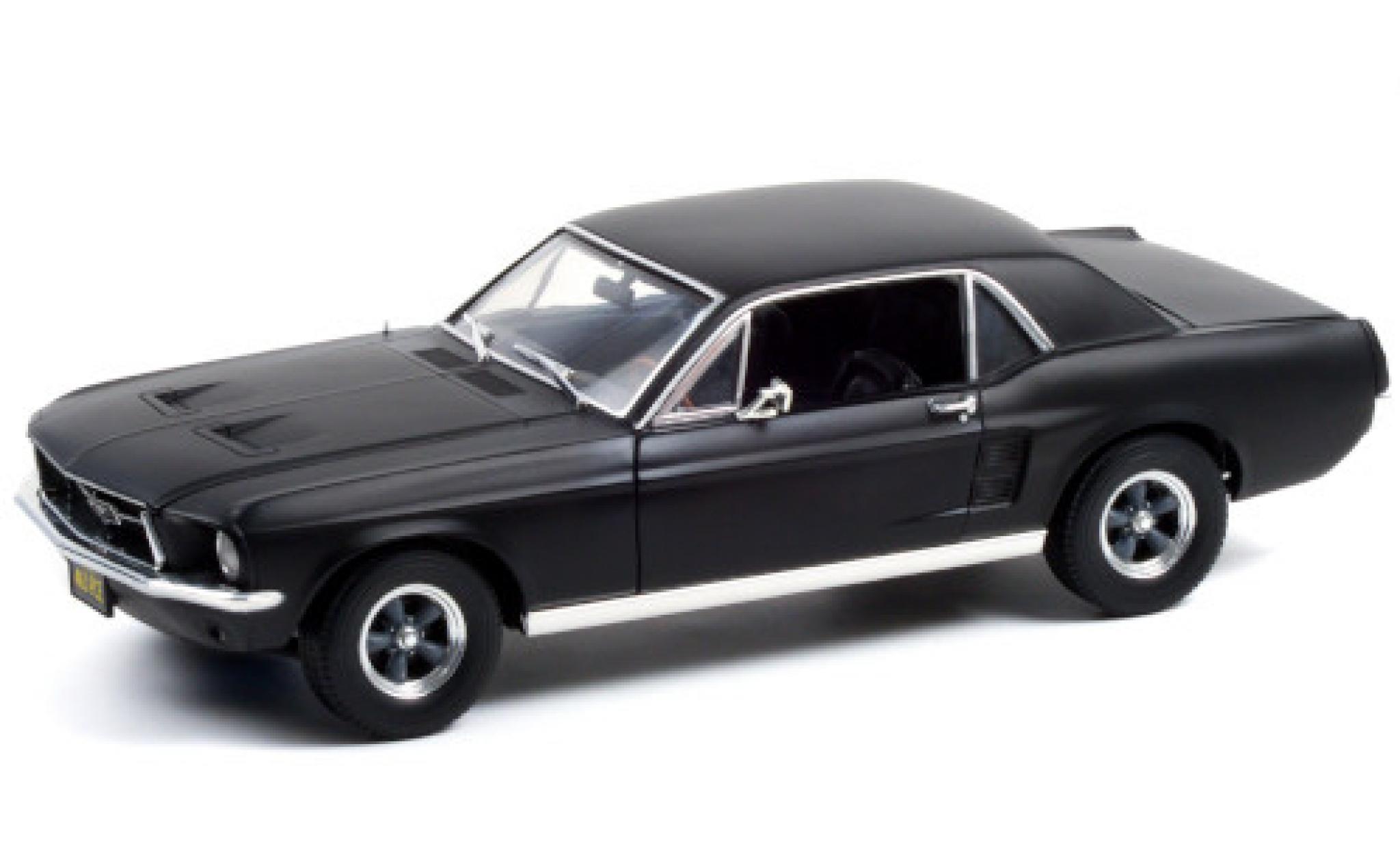 Ford Mustang 1/18 Greenlight matt-zwart 1967 Creed modelauto