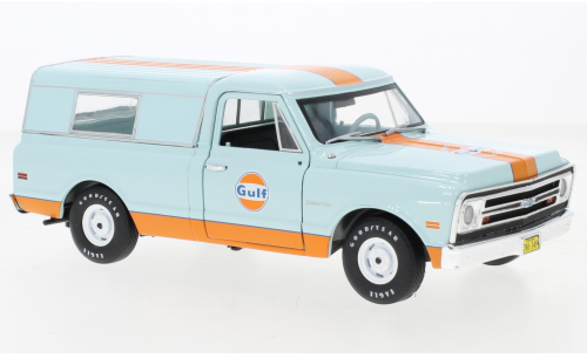 Chevrolet C-10 1/24 Greenlight Gulf Oil 1968 modelauto