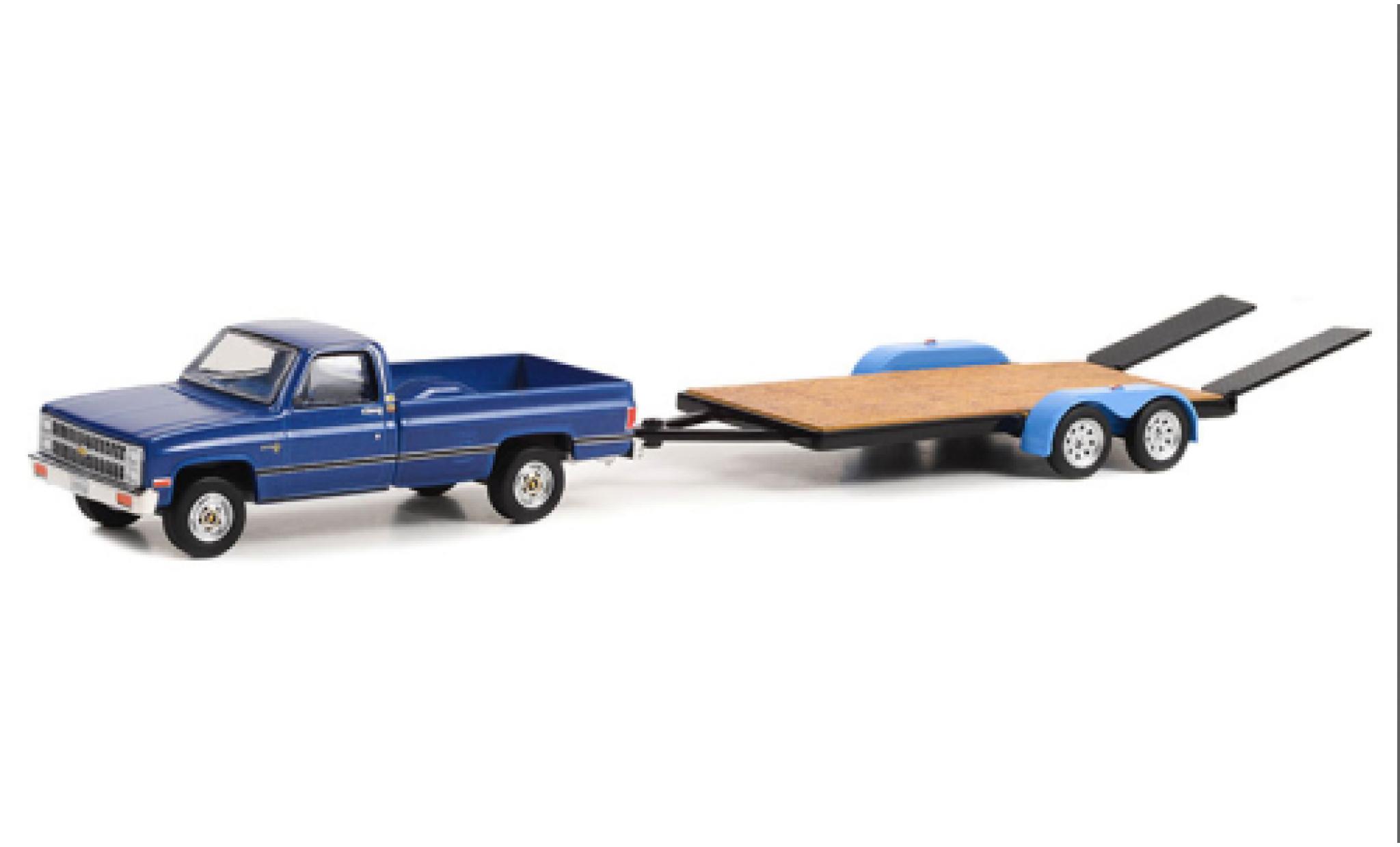 Chevrolet C-20 1/64 Greenlight blauw 1981 modelauto