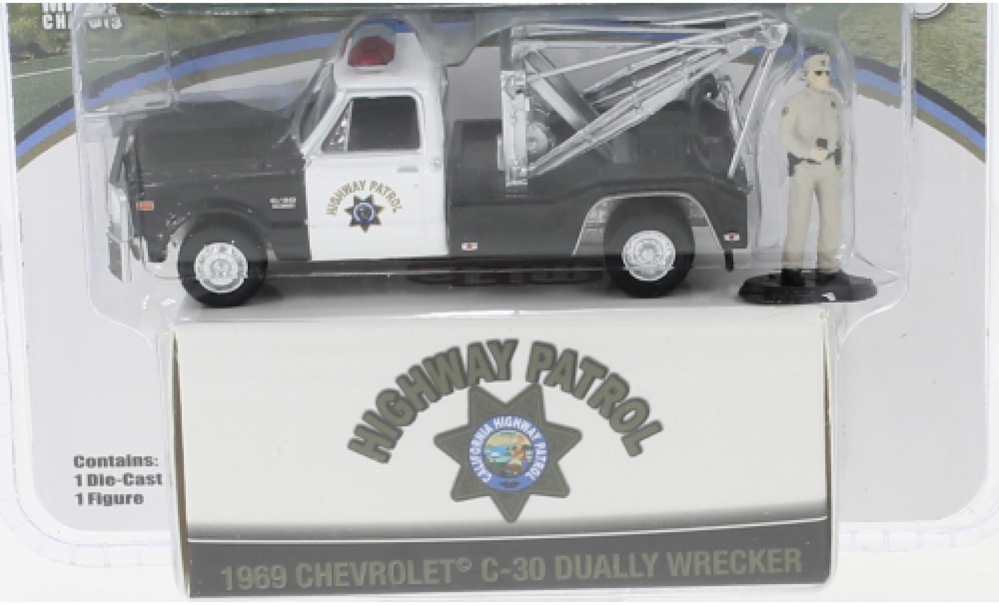 Chevrolet C-30 1/64 Greenlight Abschleppwagen Highway Patrol 1969 modelauto