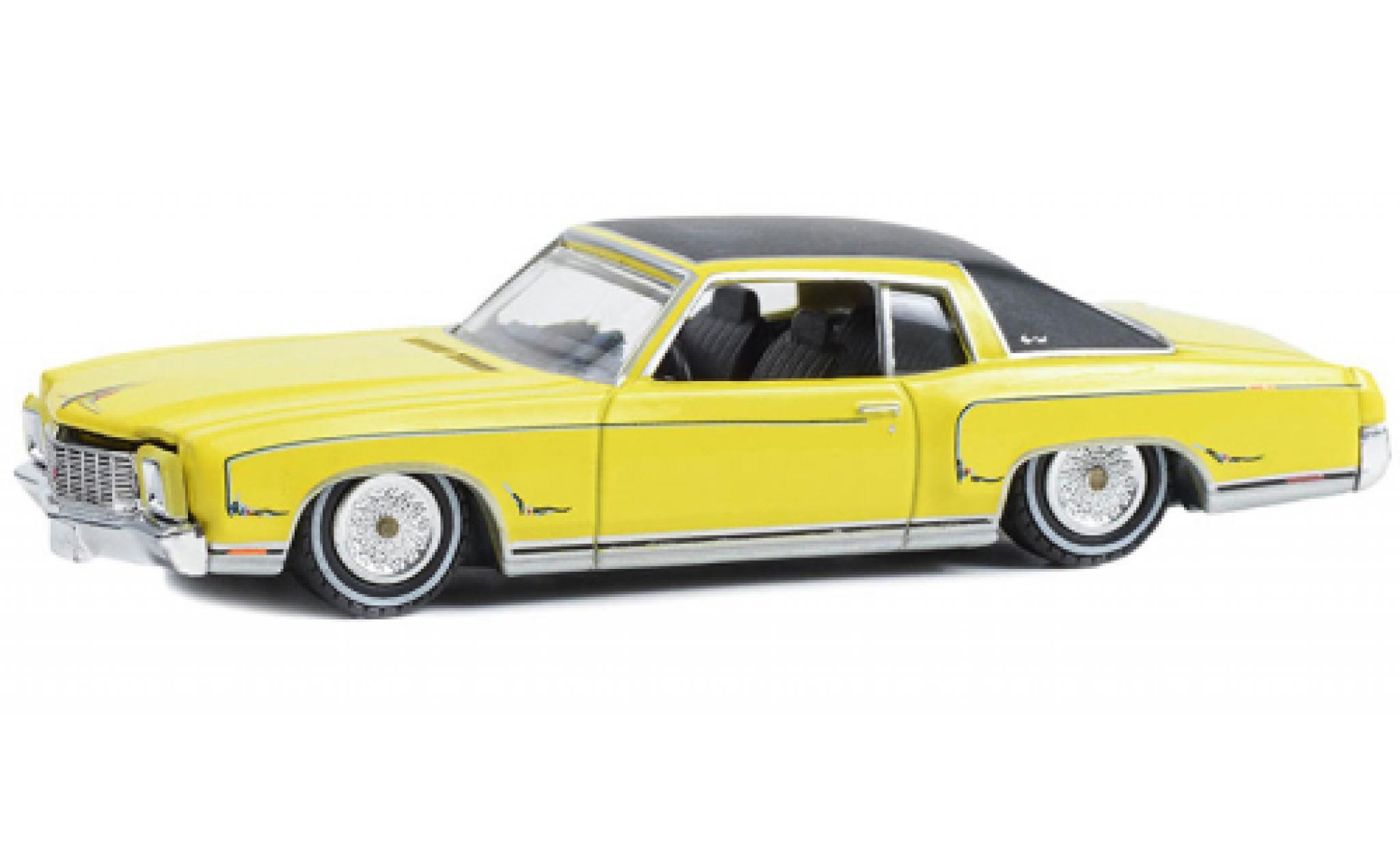 Chevrolet Monte Carlo 1/64 Greenlight geel/zwart 1971 modelauto