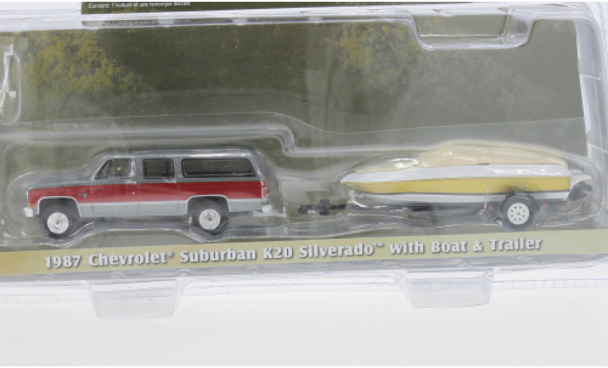 Chevrolet Suburban 1/64 Greenlight K20 Silverado metallic grijs/rood 1987 modelauto
