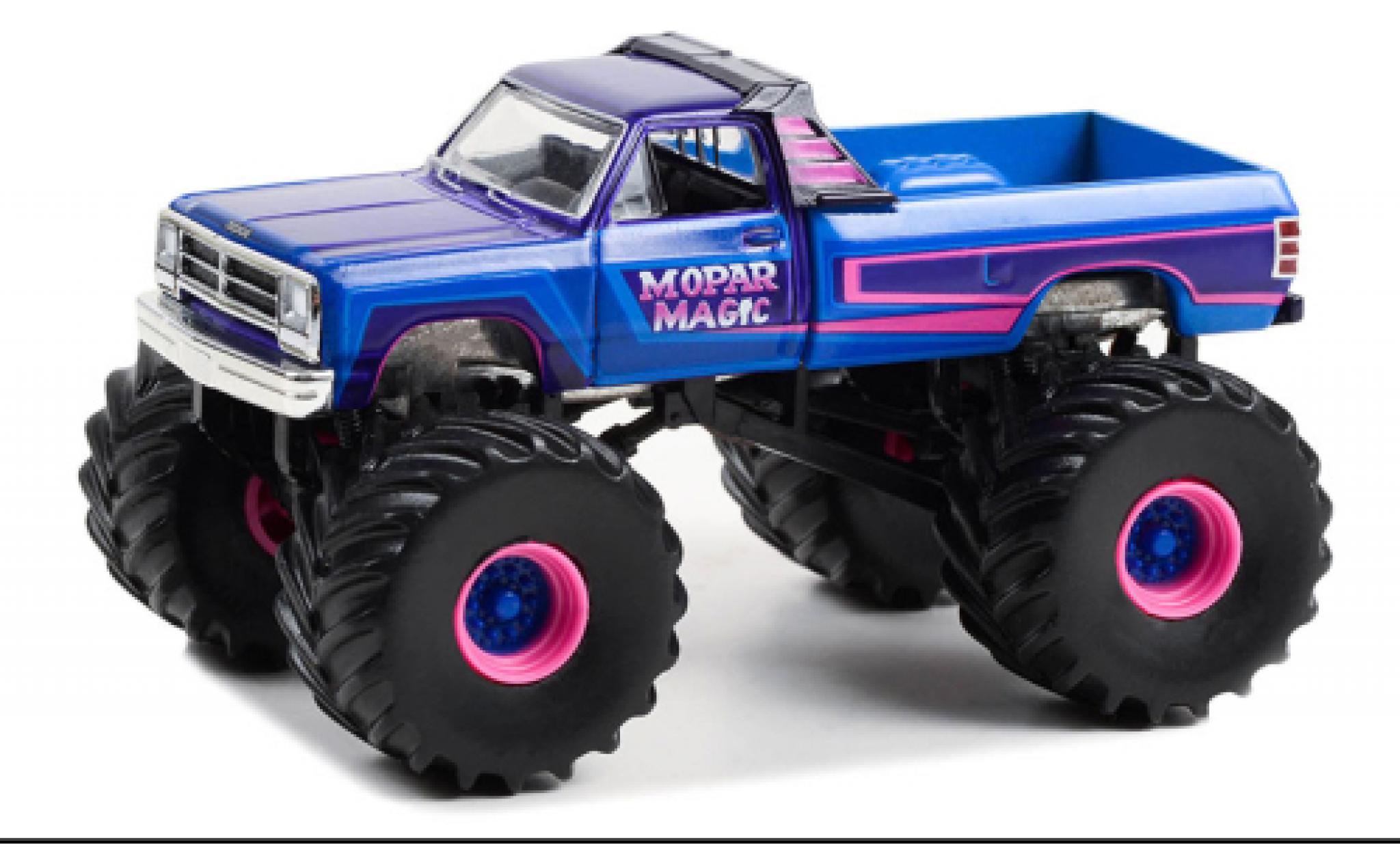 Dodge RAM 1/64 Greenlight W350 Mopar Magic 1983 modelauto