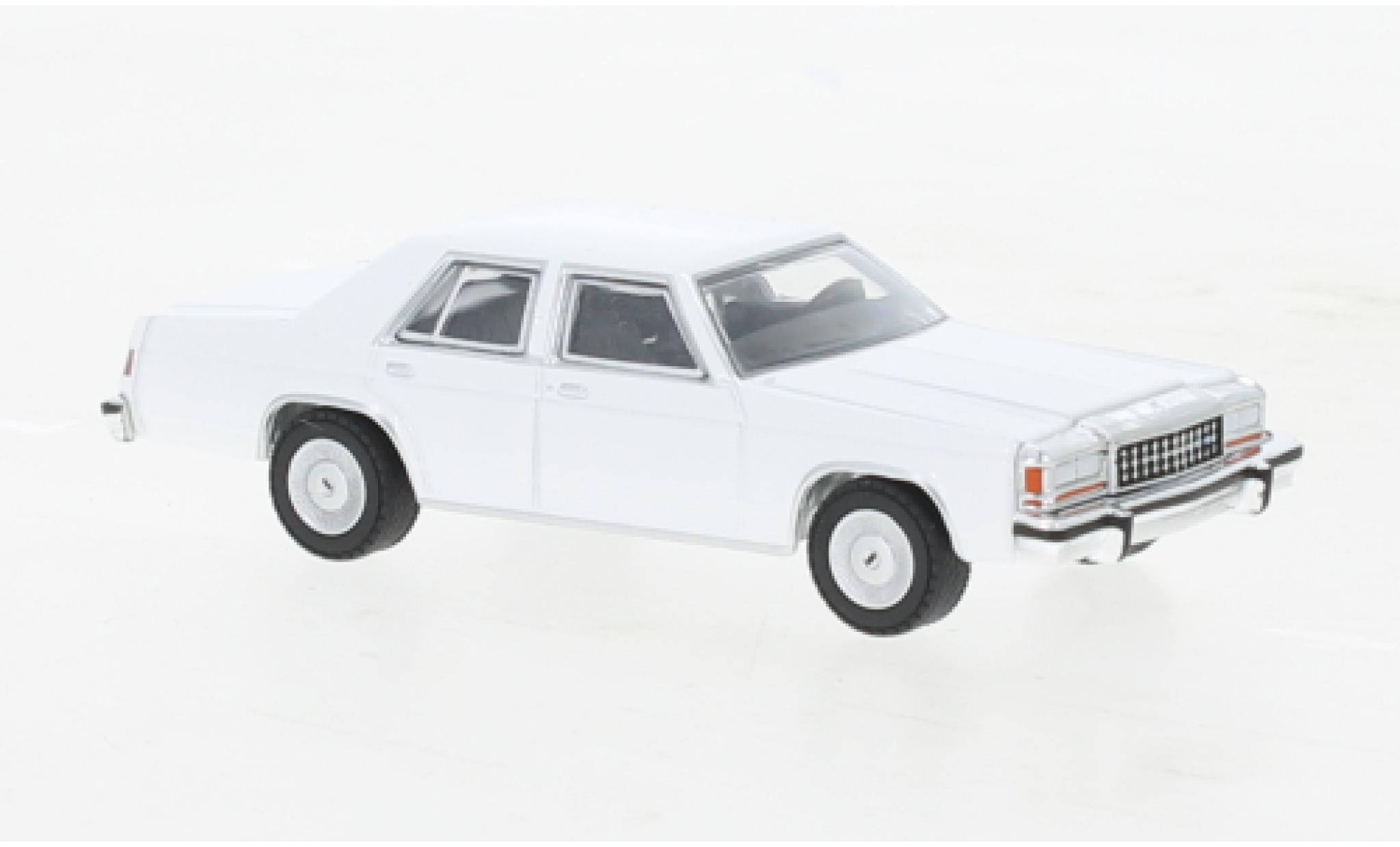 Ford LTD 1/64 Greenlight Crown Victoria wit 1980 modelauto