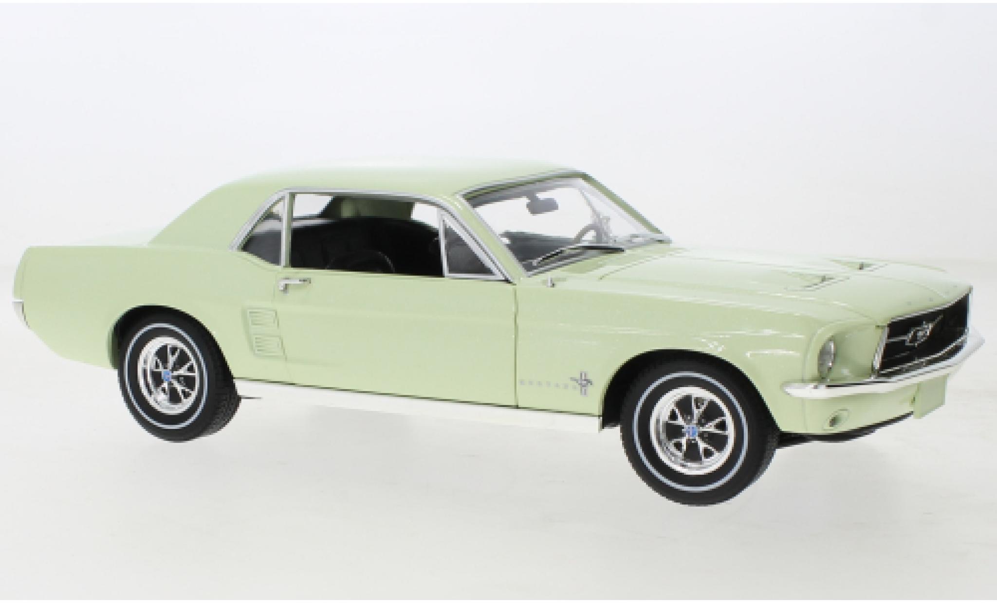 Ford Mustang 1/18 Greenlight la chaux 1968 modelauto