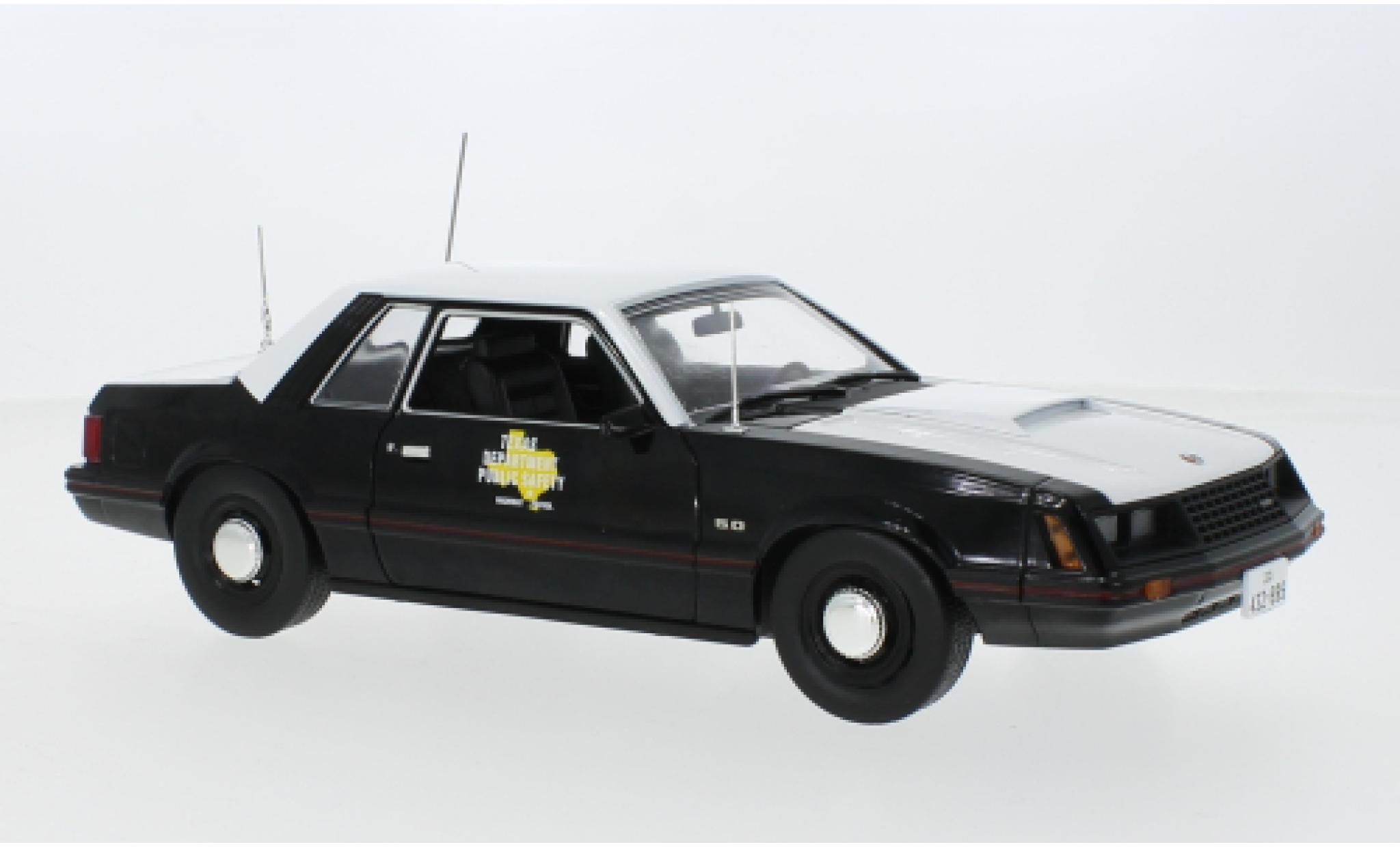 Ford Mustang 1/18 Greenlight SSP Texas Departement of Public Safety 1982 modelauto