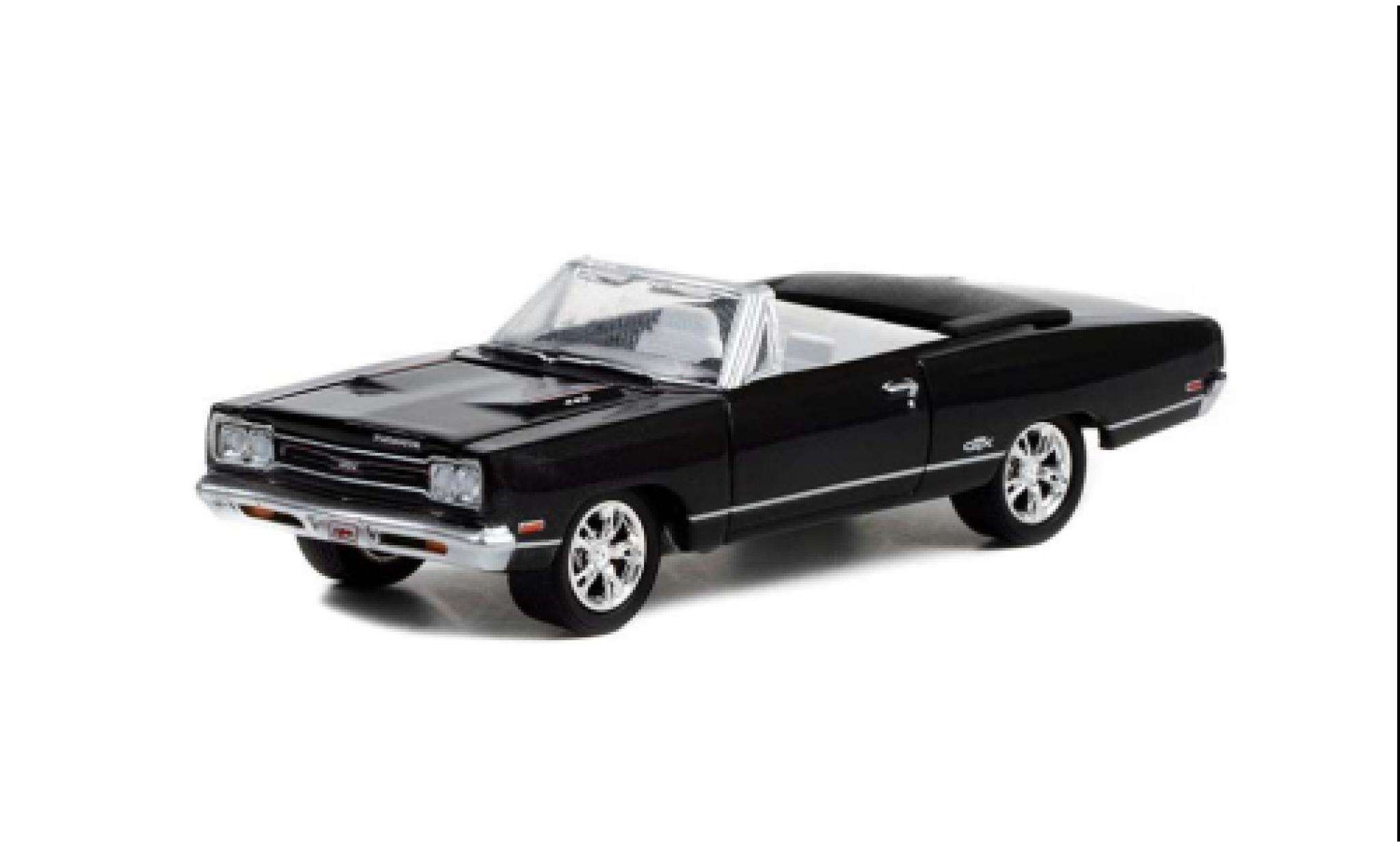 Plymouth GTX 1/64 Greenlight Cabriolet zwart 1969 modelauto