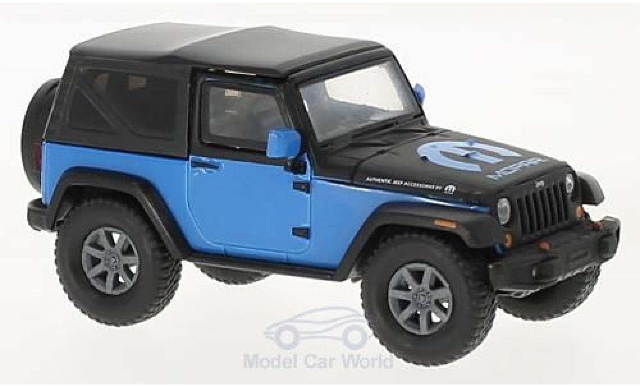 Jeep Wrangler 1/43 Greenlight blauw/zwart MOPAR 2010 modelauto