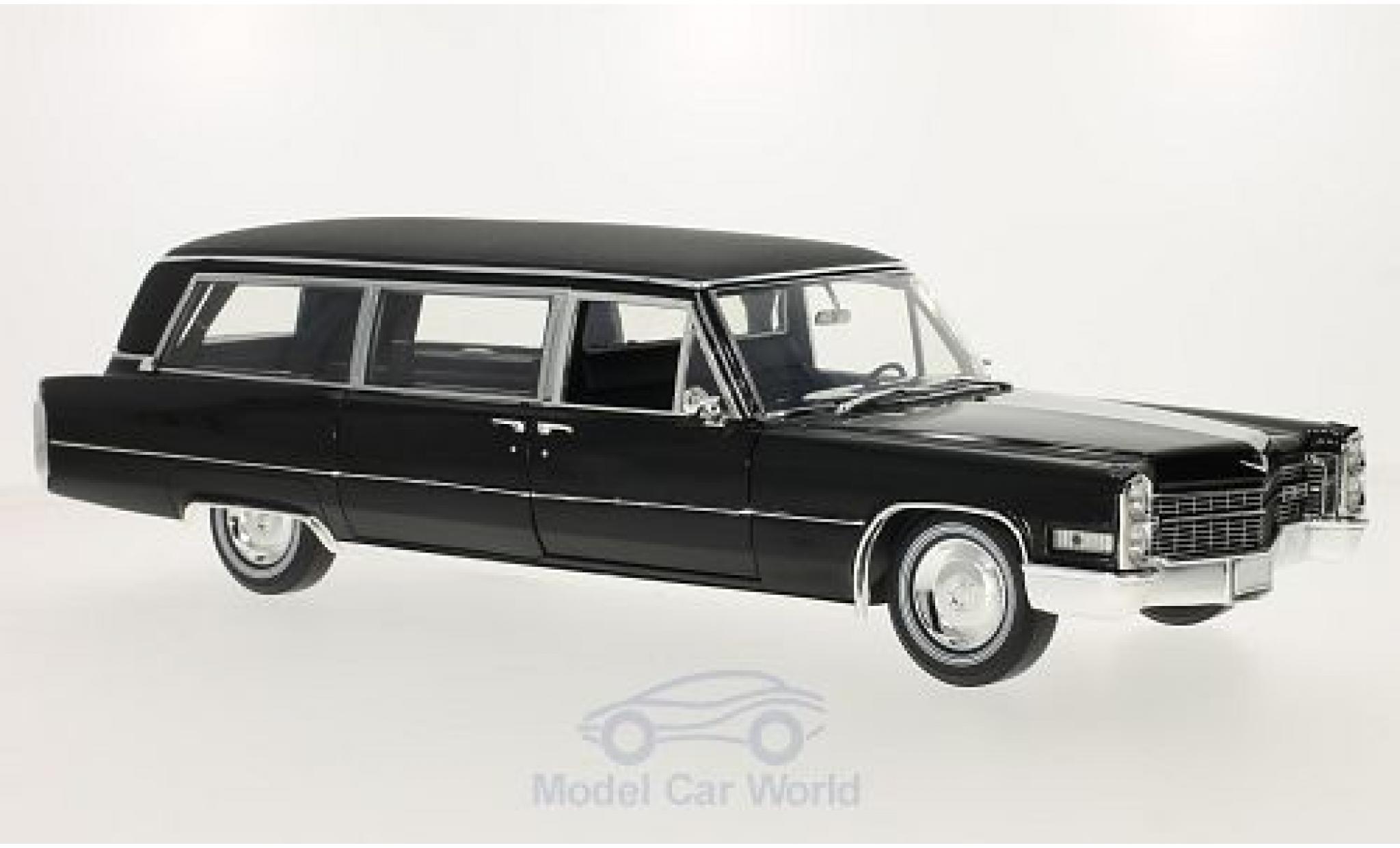 Cadillac S & S 1/18 Greenlight Sedan zwart 1966 modelauto