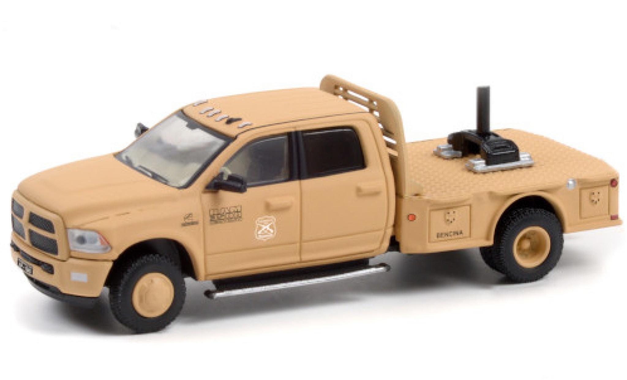 RAM 3 1/64 Greenlight 500 Dually Flatbed Carabineros de Chile 2018 modelauto