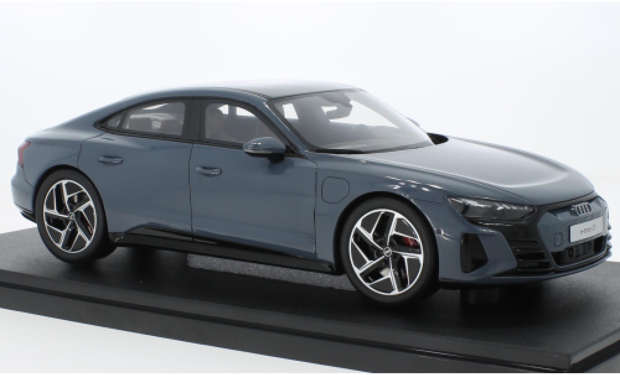 Audi e-tron 1/18 GT Spirit E-Tron GT grijs 2021 modelauto